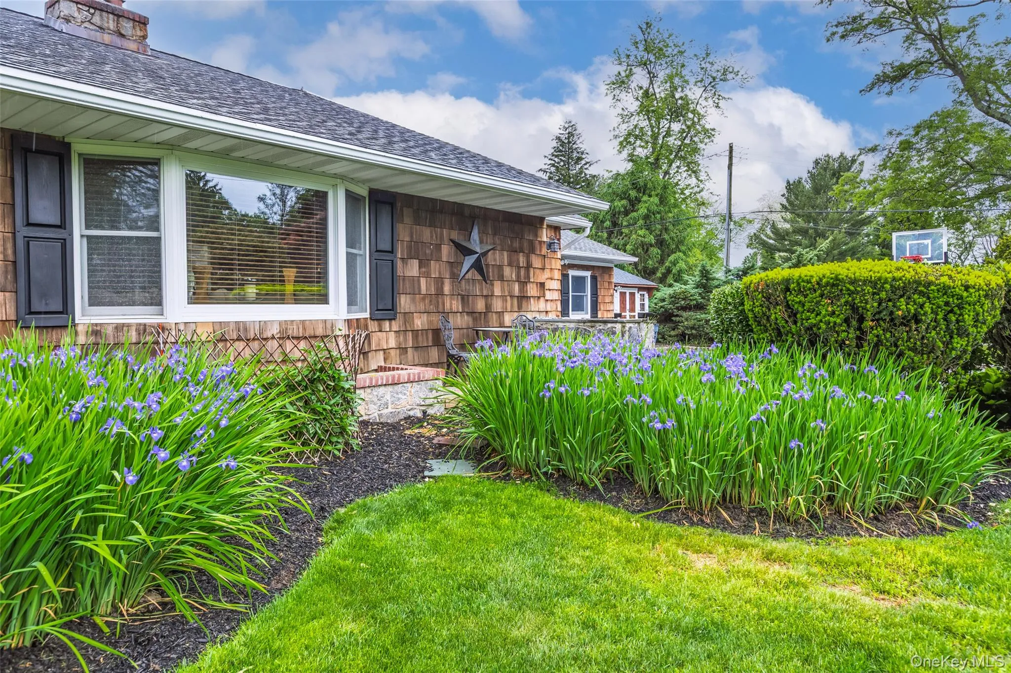7 Longacre Drive, Huntington, NY, 3 Bedrooms Bedrooms, 8 Rooms Rooms,2 BathroomsBathrooms,Residential Sale,For Rent,Longacre,0,1002793 7 Longacre Drive, Huntington, NY, 3 Bedrooms Bedrooms, 8 Rooms Rooms,2 BathroomsBathrooms,Residential Sale,For Rent,Longacre,0,1002793