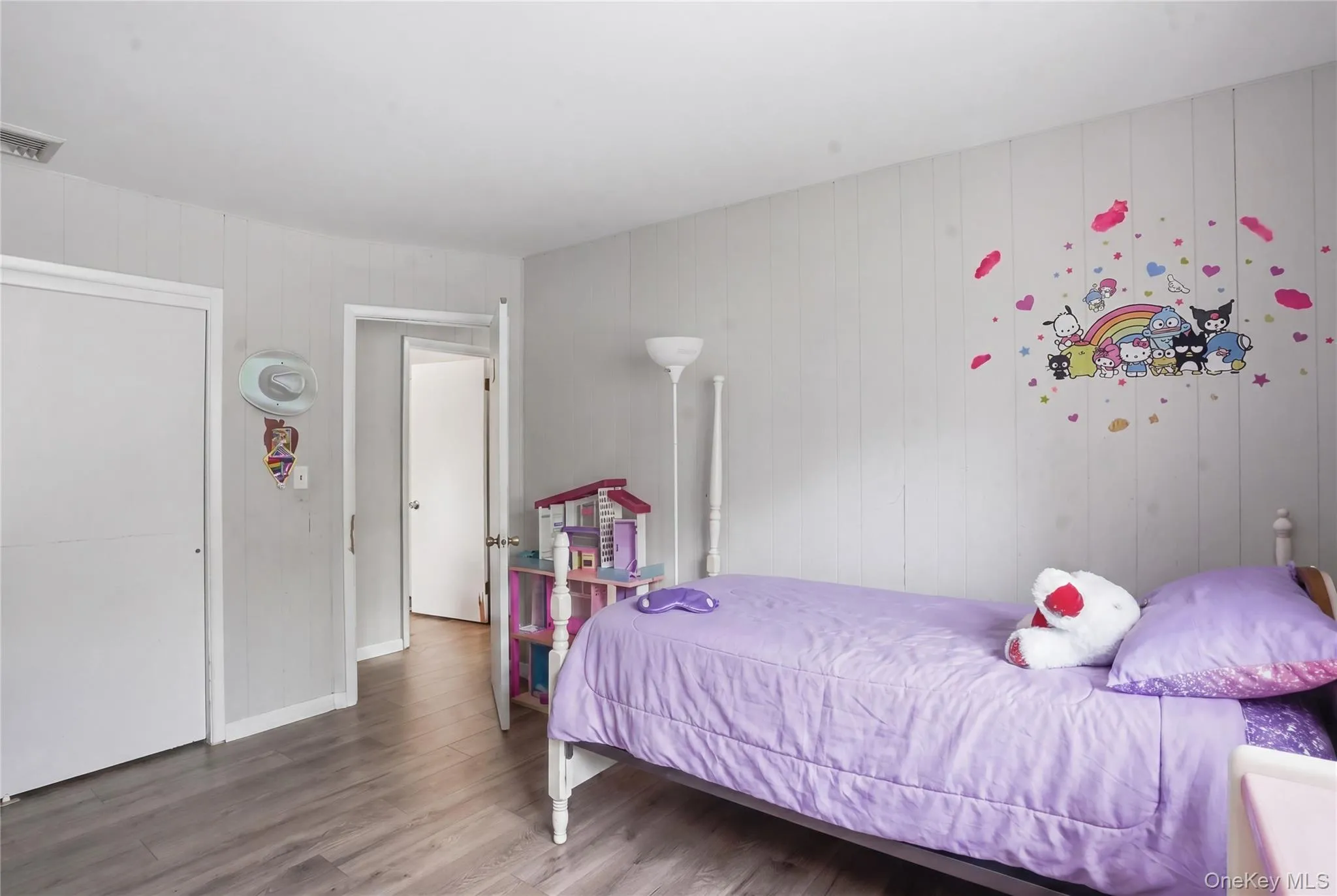 70 Phillips Street, Beacon, NY, 4 Bedrooms Bedrooms, 8 Rooms Rooms,2 BathroomsBathrooms,Residential Sale,For Rent,Phillips,0,1002797 70 Phillips Street, Beacon, NY, 4 Bedrooms Bedrooms, 8 Rooms Rooms,2 BathroomsBathrooms,Residential Sale,For Rent,Phillips,0,1002797