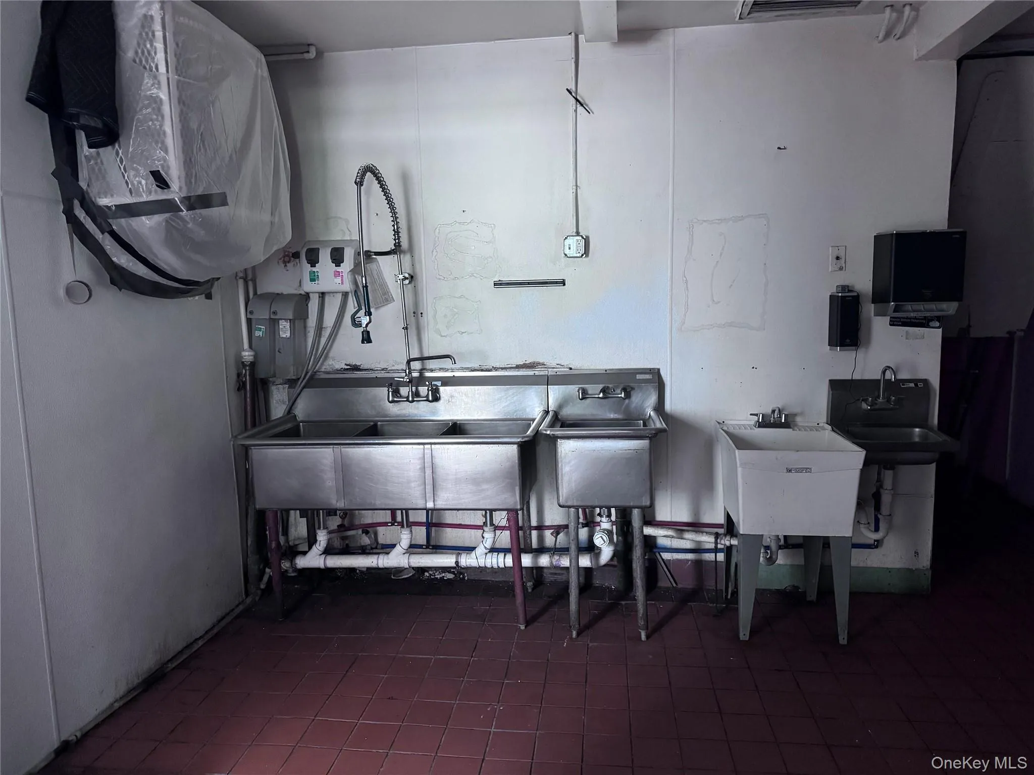 357 Hooker Avenue, Poughkeepsie, NY, ,Commercial Lease,For Rent,Hooker,0,1002798 357 Hooker Avenue, Poughkeepsie, NY, ,Commercial Lease,For Rent,Hooker,0,1002798