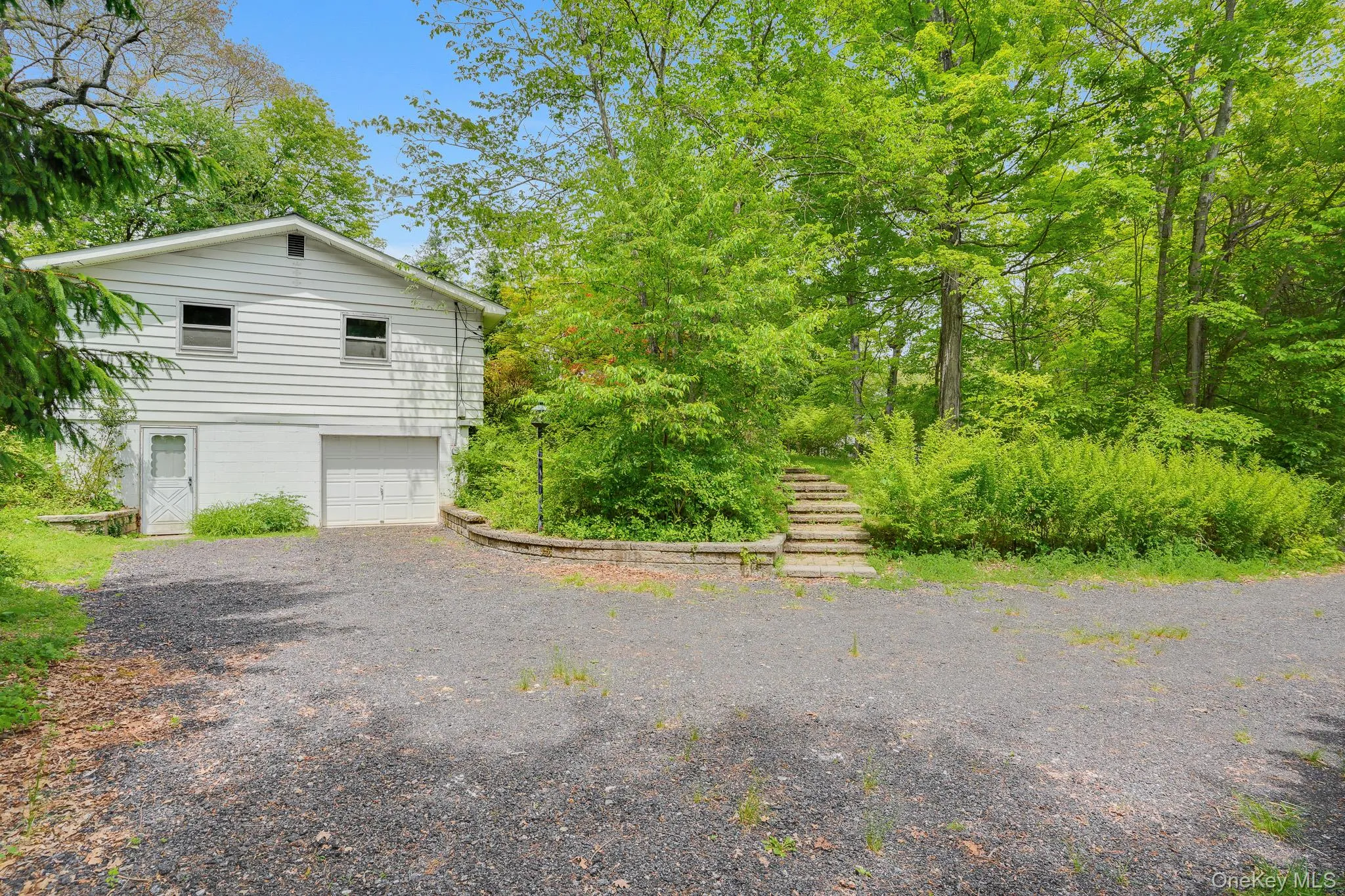 34 Julie Drive, East Fishkill, NY, 3 Bedrooms Bedrooms, 9 Rooms Rooms,1 BathroomBathrooms,Residential,For Rent,Julie,0,1002805 34 Julie Drive, East Fishkill, NY, 3 Bedrooms Bedrooms, 9 Rooms Rooms,1 BathroomBathrooms,Residential,For Rent,Julie,0,1002805