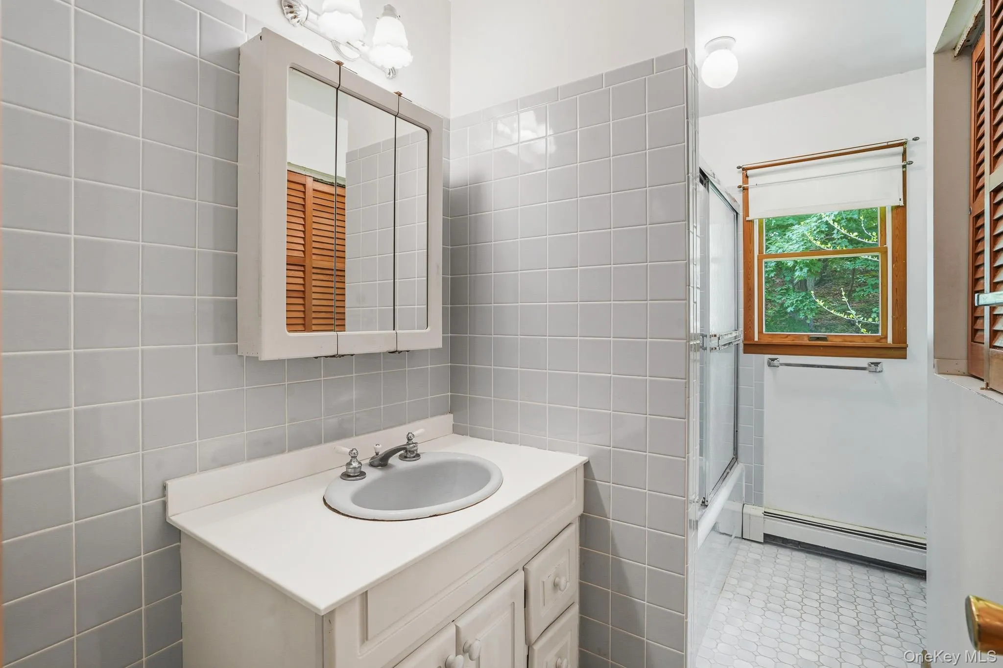 34 Julie Drive, East Fishkill, NY, 3 Bedrooms Bedrooms, 9 Rooms Rooms,1 BathroomBathrooms,Residential,For Rent,Julie,0,1002805 34 Julie Drive, East Fishkill, NY, 3 Bedrooms Bedrooms, 9 Rooms Rooms,1 BathroomBathrooms,Residential,For Rent,Julie,0,1002805