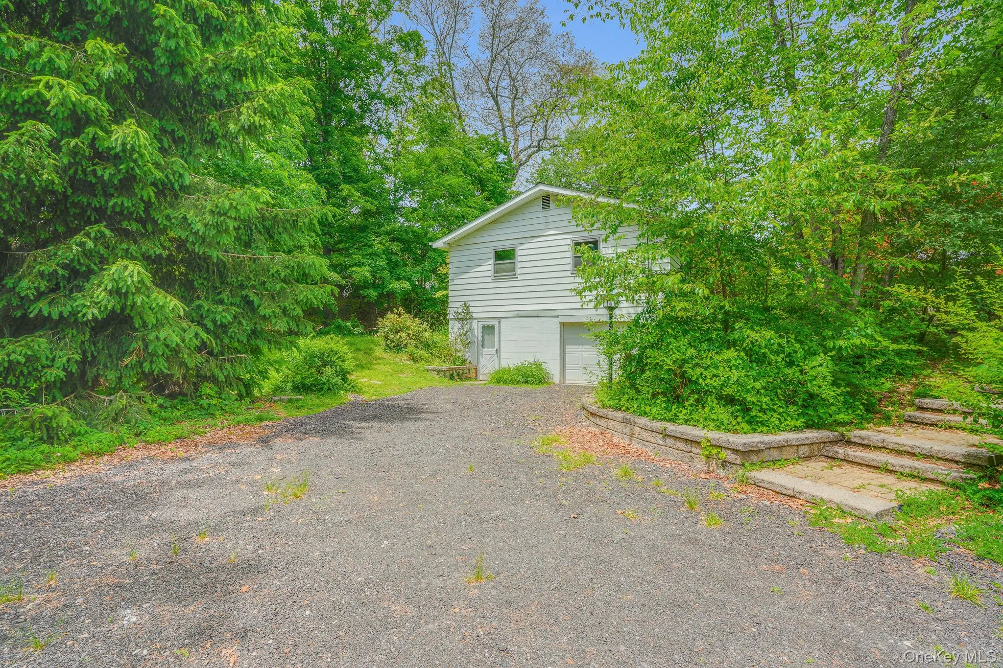 34 Julie Drive, East Fishkill, NY, 3 Bedrooms Bedrooms, 9 Rooms Rooms,1 BathroomBathrooms,Residential,For Rent,Julie,0,1002805 34 Julie Drive, East Fishkill, NY, 3 Bedrooms Bedrooms, 9 Rooms Rooms,1 BathroomBathrooms,Residential,For Rent,Julie,0,1002805
