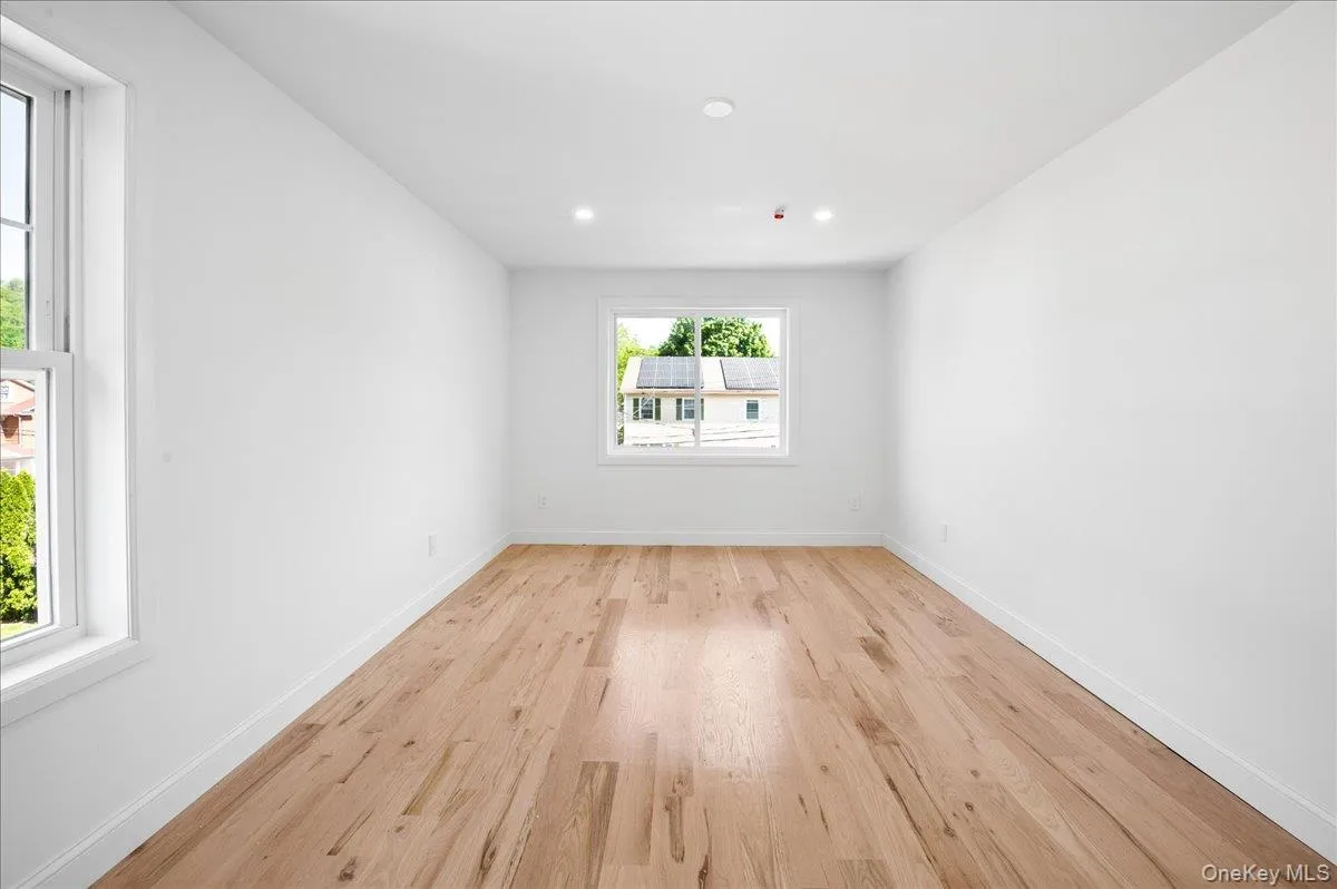 3 Beech, Greenburgh, NY, 5 Bedrooms Bedrooms, 10 Rooms Rooms,3 BathroomsBathrooms,Residential,For Rent,Beech,0,1002807 3 Beech, Greenburgh, NY, 5 Bedrooms Bedrooms, 10 Rooms Rooms,3 BathroomsBathrooms,Residential,For Rent,Beech,0,1002807