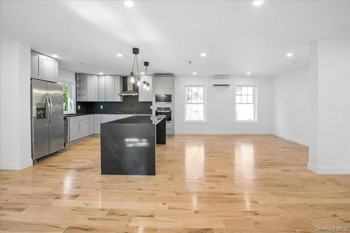 3 Beech, Greenburgh, NY, 5 Bedrooms Bedrooms, 10 Rooms Rooms,3 BathroomsBathrooms,Residential,For Rent,Beech,0,1002807 3 Beech, Greenburgh, NY, 5 Bedrooms Bedrooms, 10 Rooms Rooms,3 BathroomsBathrooms,Residential,For Rent,Beech,0,1002807