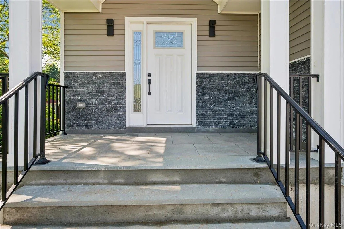 3 Beech, Greenburgh, NY, 5 Bedrooms Bedrooms, 10 Rooms Rooms,3 BathroomsBathrooms,Residential,For Rent,Beech,0,1002807 3 Beech, Greenburgh, NY, 5 Bedrooms Bedrooms, 10 Rooms Rooms,3 BathroomsBathrooms,Residential,For Rent,Beech,0,1002807