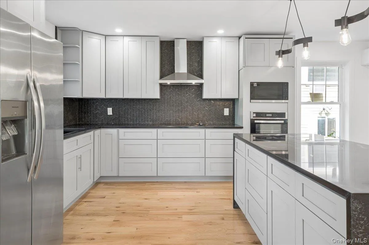 3 Beech, Greenburgh, NY, 5 Bedrooms Bedrooms, 10 Rooms Rooms,3 BathroomsBathrooms,Residential,For Rent,Beech,0,1002807 3 Beech, Greenburgh, NY, 5 Bedrooms Bedrooms, 10 Rooms Rooms,3 BathroomsBathrooms,Residential,For Rent,Beech,0,1002807
