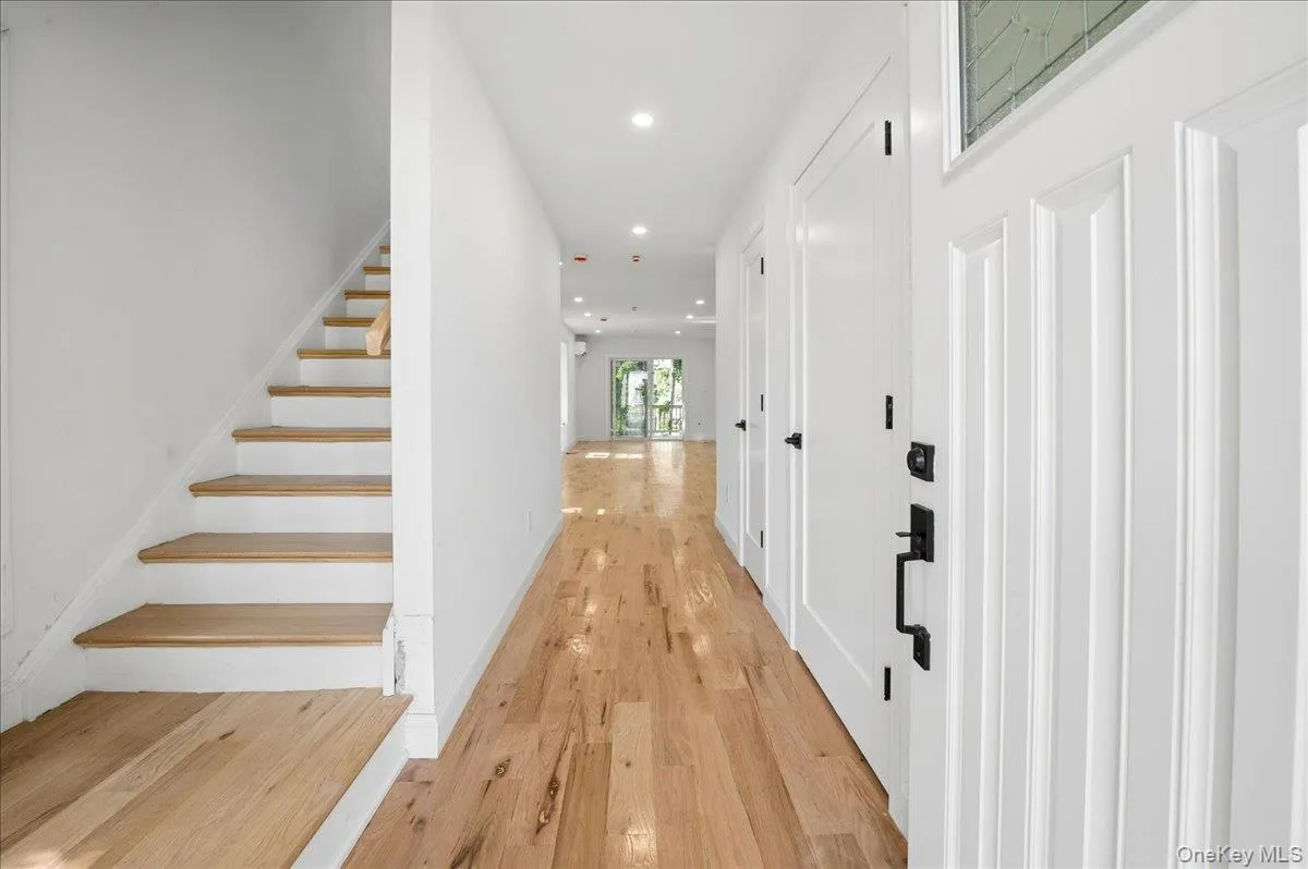3 Beech, Greenburgh, NY, 5 Bedrooms Bedrooms, 10 Rooms Rooms,3 BathroomsBathrooms,Residential,For Rent,Beech,0,1002807 3 Beech, Greenburgh, NY, 5 Bedrooms Bedrooms, 10 Rooms Rooms,3 BathroomsBathrooms,Residential,For Rent,Beech,0,1002807