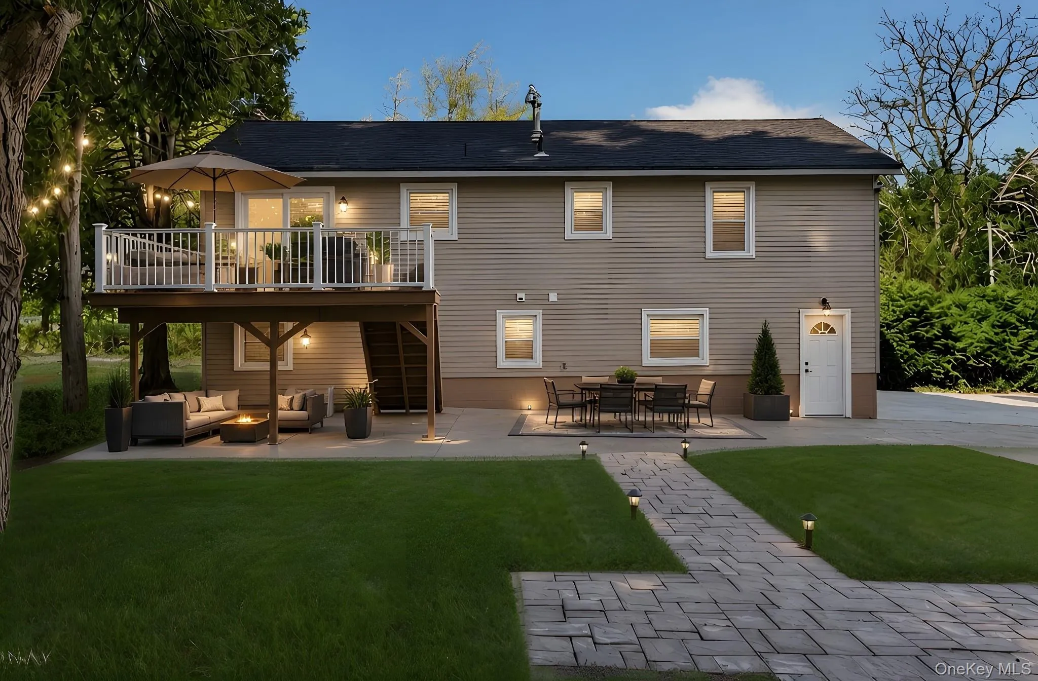 513 Canada Street, Lake George, NY, 4 Bedrooms Bedrooms, 10 Rooms Rooms,2 BathroomsBathrooms,Residential Sale,For Rent,Canada,0,1002811 513 Canada Street, Lake George, NY, 4 Bedrooms Bedrooms, 10 Rooms Rooms,2 BathroomsBathrooms,Residential Sale,For Rent,Canada,0,1002811