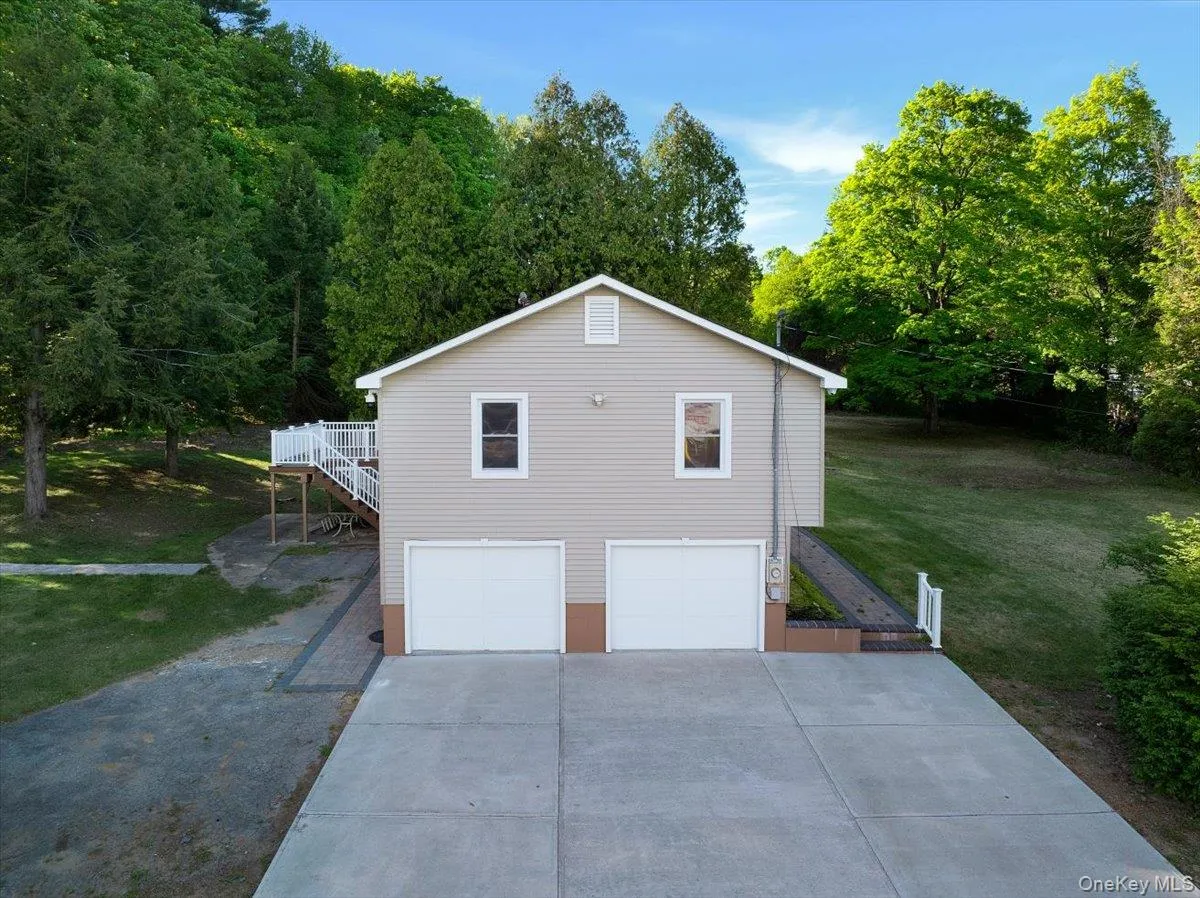 513 Canada Street, Lake George, NY, 4 Bedrooms Bedrooms, 10 Rooms Rooms,2 BathroomsBathrooms,Residential Sale,For Rent,Canada,0,1002811 513 Canada Street, Lake George, NY, 4 Bedrooms Bedrooms, 10 Rooms Rooms,2 BathroomsBathrooms,Residential Sale,For Rent,Canada,0,1002811