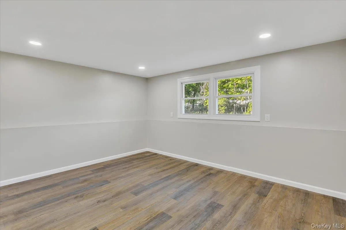 513 Canada Street, Lake George, NY, 4 Bedrooms Bedrooms, 10 Rooms Rooms,2 BathroomsBathrooms,Residential Sale,For Rent,Canada,0,1002811 513 Canada Street, Lake George, NY, 4 Bedrooms Bedrooms, 10 Rooms Rooms,2 BathroomsBathrooms,Residential Sale,For Rent,Canada,0,1002811