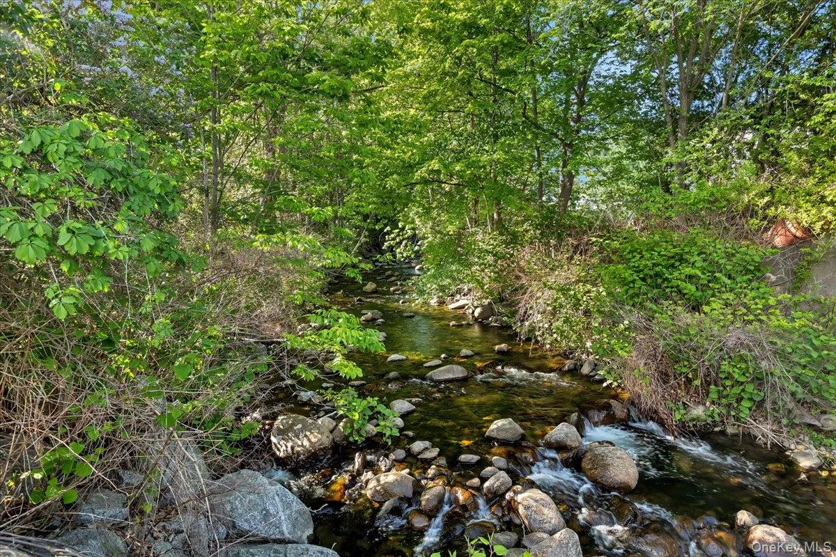 513 Canada Street, Lake George, NY, 4 Bedrooms Bedrooms, 10 Rooms Rooms,2 BathroomsBathrooms,Residential Sale,For Rent,Canada,0,1002811 513 Canada Street, Lake George, NY, 4 Bedrooms Bedrooms, 10 Rooms Rooms,2 BathroomsBathrooms,Residential Sale,For Rent,Canada,0,1002811