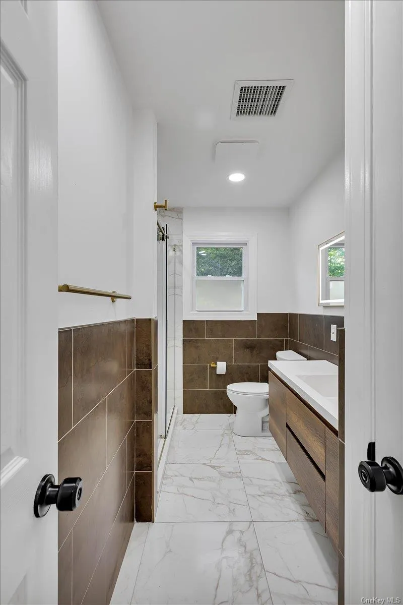 513 Canada Street, Lake George, NY, 4 Bedrooms Bedrooms, 10 Rooms Rooms,2 BathroomsBathrooms,Residential Sale,For Rent,Canada,0,1002811 513 Canada Street, Lake George, NY, 4 Bedrooms Bedrooms, 10 Rooms Rooms,2 BathroomsBathrooms,Residential Sale,For Rent,Canada,0,1002811