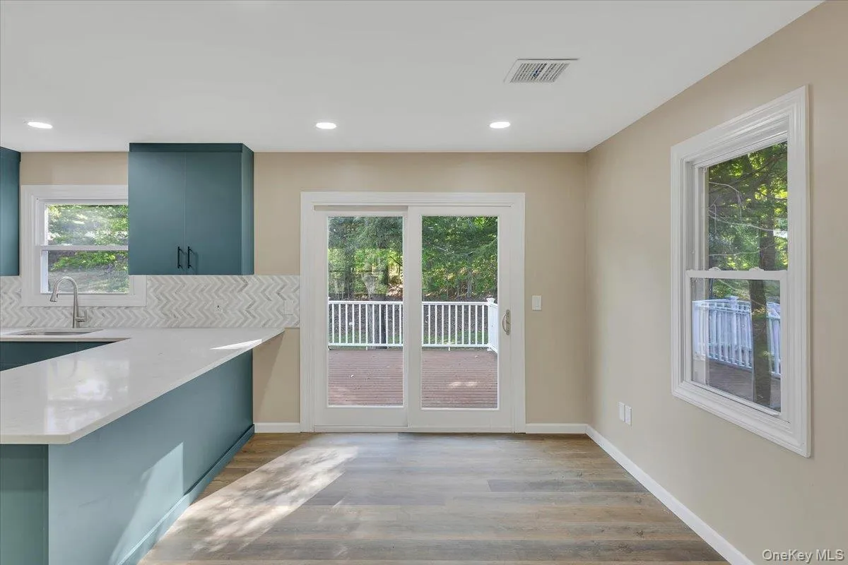 513 Canada Street, Lake George, NY, 4 Bedrooms Bedrooms, 10 Rooms Rooms,2 BathroomsBathrooms,Residential Sale,For Rent,Canada,0,1002811 513 Canada Street, Lake George, NY, 4 Bedrooms Bedrooms, 10 Rooms Rooms,2 BathroomsBathrooms,Residential Sale,For Rent,Canada,0,1002811
