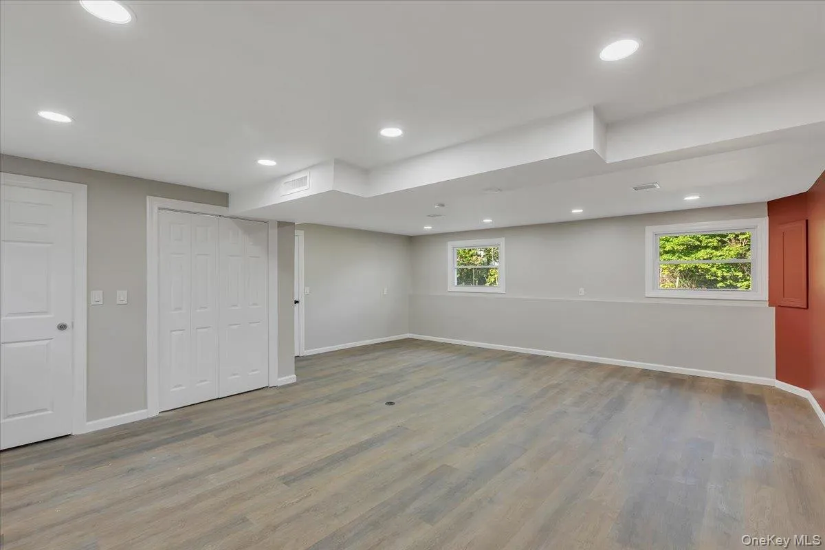 513 Canada Street, Lake George, NY, 4 Bedrooms Bedrooms, 10 Rooms Rooms,2 BathroomsBathrooms,Residential Sale,For Rent,Canada,0,1002811 513 Canada Street, Lake George, NY, 4 Bedrooms Bedrooms, 10 Rooms Rooms,2 BathroomsBathrooms,Residential Sale,For Rent,Canada,0,1002811