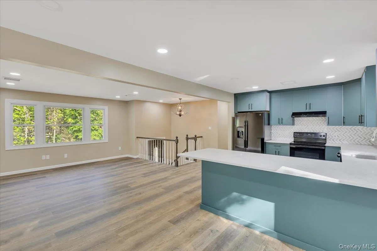 513 Canada Street, Lake George, NY, 4 Bedrooms Bedrooms, 10 Rooms Rooms,2 BathroomsBathrooms,Residential Sale,For Rent,Canada,0,1002811 513 Canada Street, Lake George, NY, 4 Bedrooms Bedrooms, 10 Rooms Rooms,2 BathroomsBathrooms,Residential Sale,For Rent,Canada,0,1002811