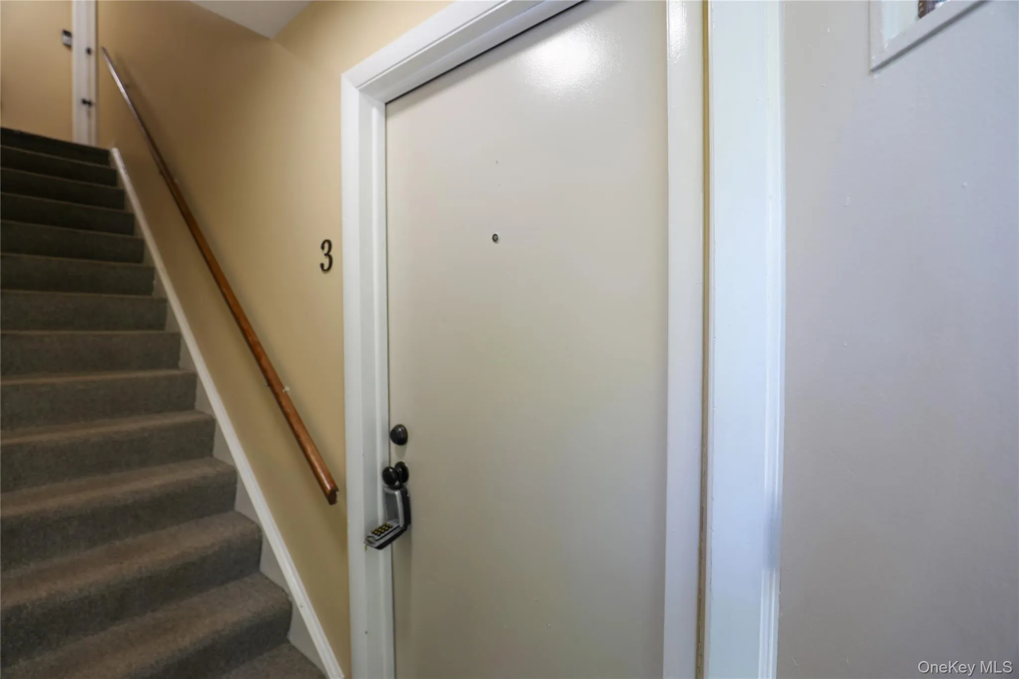5 Simmons Street, Saugerties, NY, 1 Bedroom Bedrooms, 3 Rooms Rooms,1 BathroomBathrooms,Residential Lease,For Rent,Simmons,0,1002815 5 Simmons Street, Saugerties, NY, 1 Bedroom Bedrooms, 3 Rooms Rooms,1 BathroomBathrooms,Residential Lease,For Rent,Simmons,0,1002815