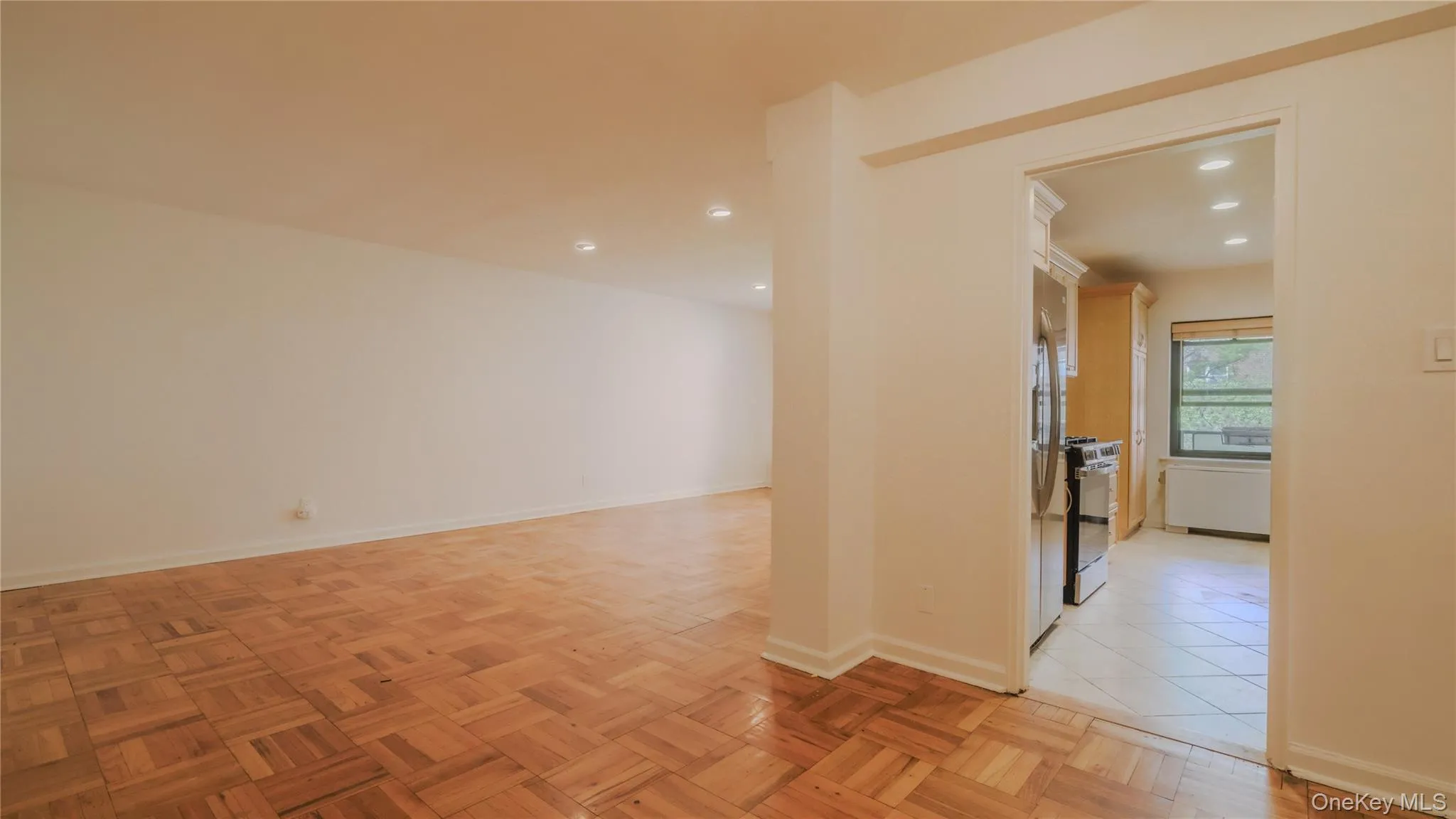Large Foyer Large Foyer