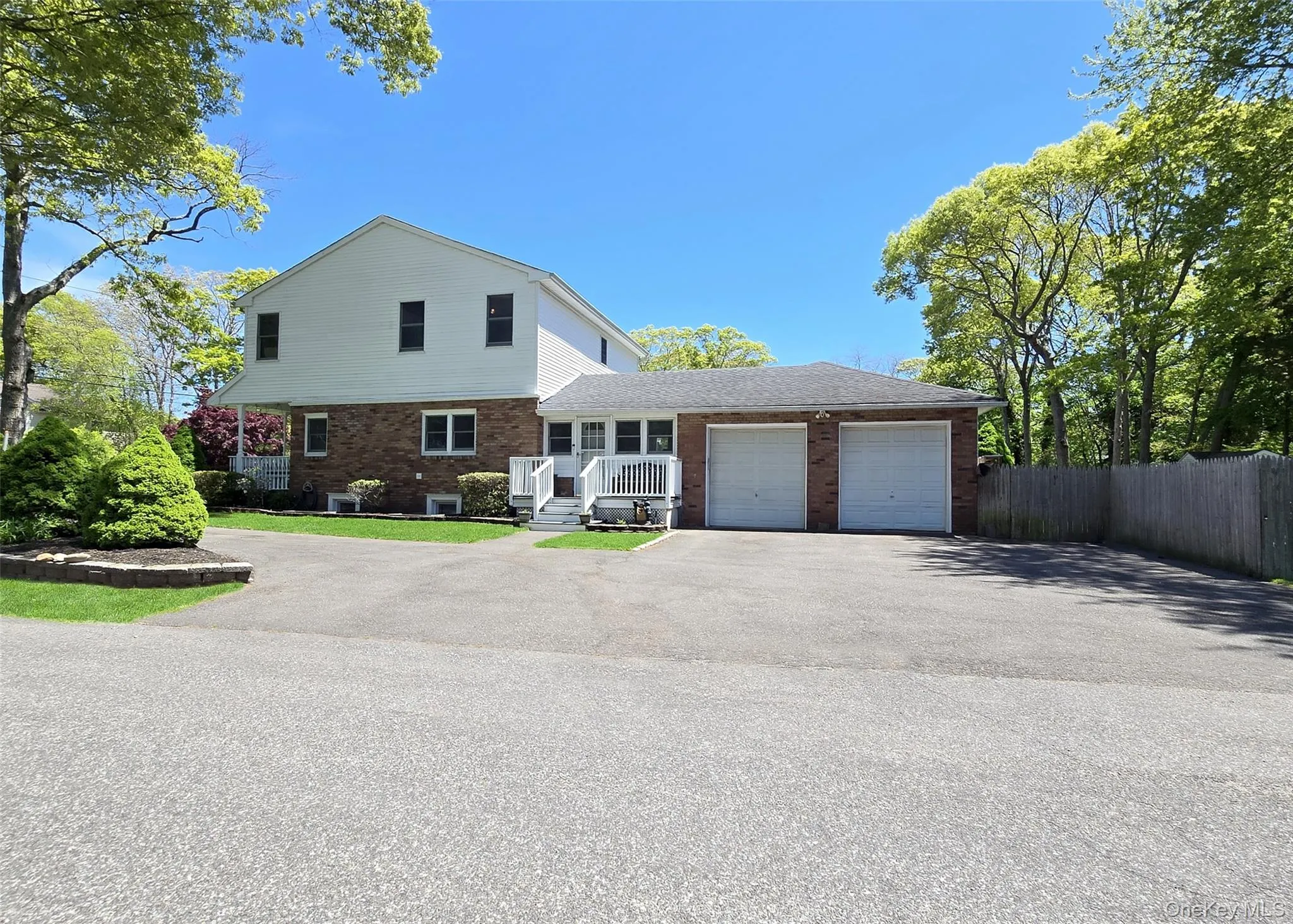 30 Park Avenue, Brookhaven, NY, 4 Bedrooms Bedrooms, 8 Rooms Rooms,2 BathroomsBathrooms,Residential,For Rent,Park,0,1002824 30 Park Avenue, Brookhaven, NY, 4 Bedrooms Bedrooms, 8 Rooms Rooms,2 BathroomsBathrooms,Residential,For Rent,Park,0,1002824