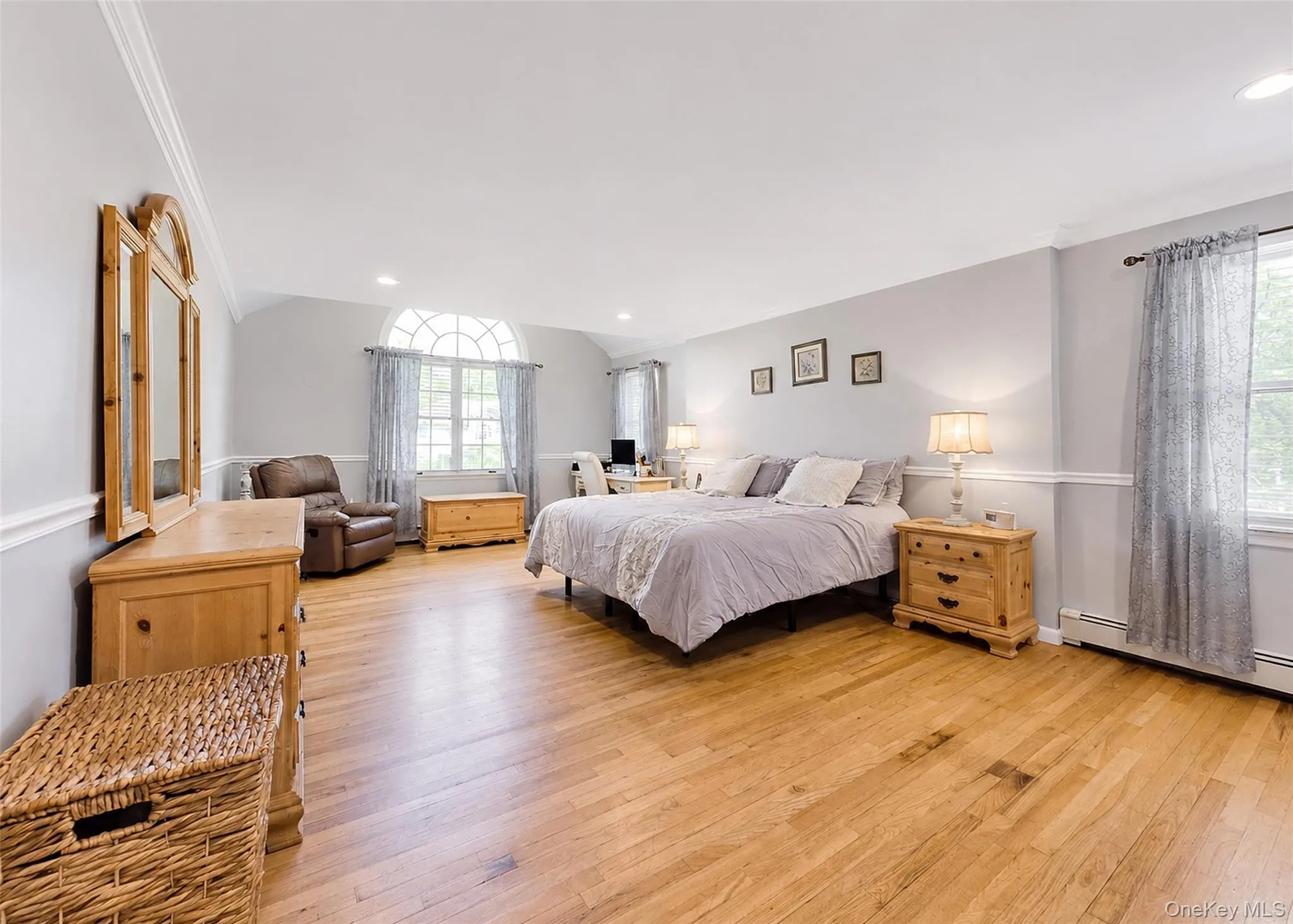 30 Park Avenue, Brookhaven, NY, 4 Bedrooms Bedrooms, 8 Rooms Rooms,2 BathroomsBathrooms,Residential,For Rent,Park,0,1002824 30 Park Avenue, Brookhaven, NY, 4 Bedrooms Bedrooms, 8 Rooms Rooms,2 BathroomsBathrooms,Residential,For Rent,Park,0,1002824
