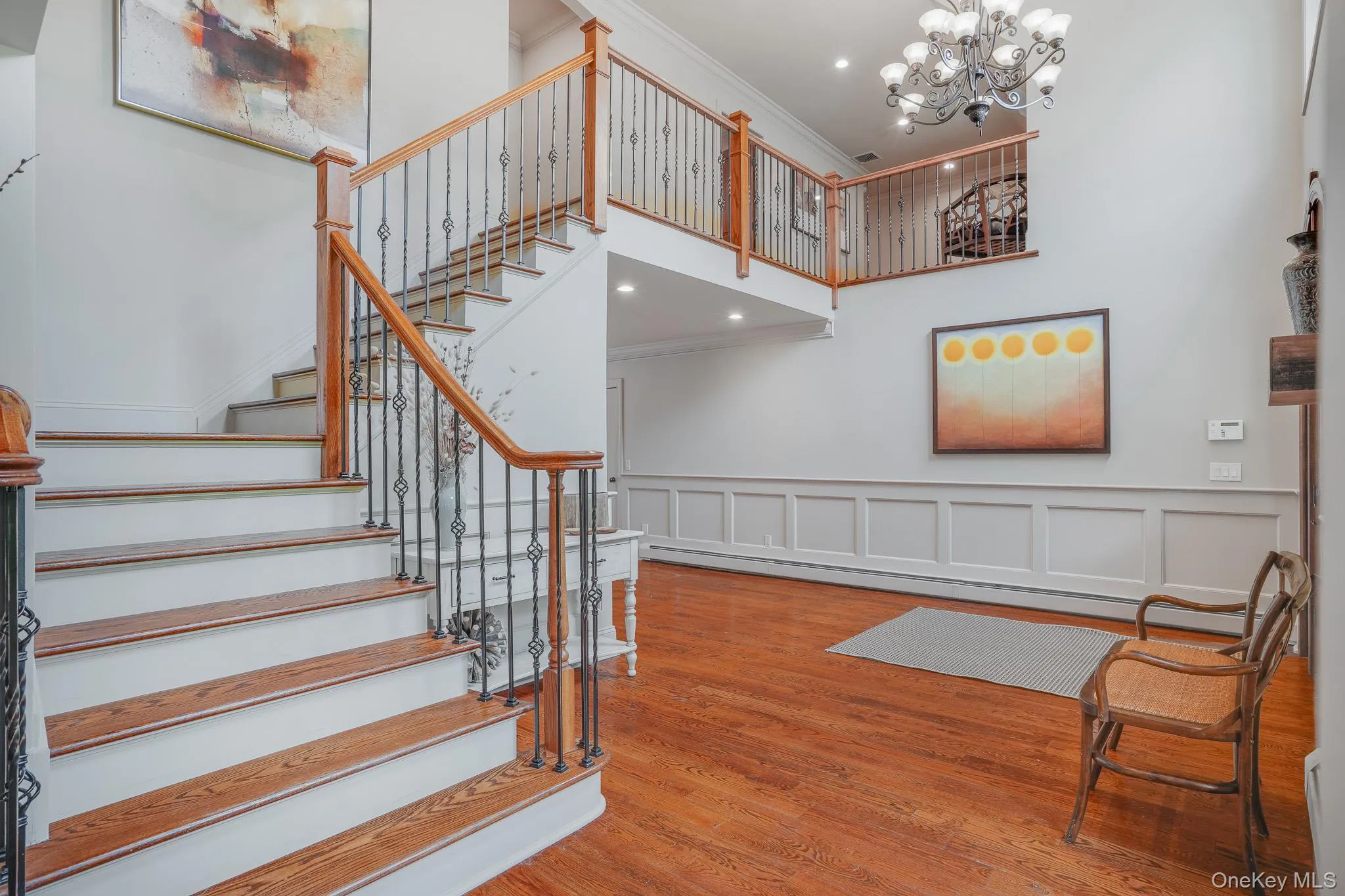Foyer/Stairs Foyer/Stairs