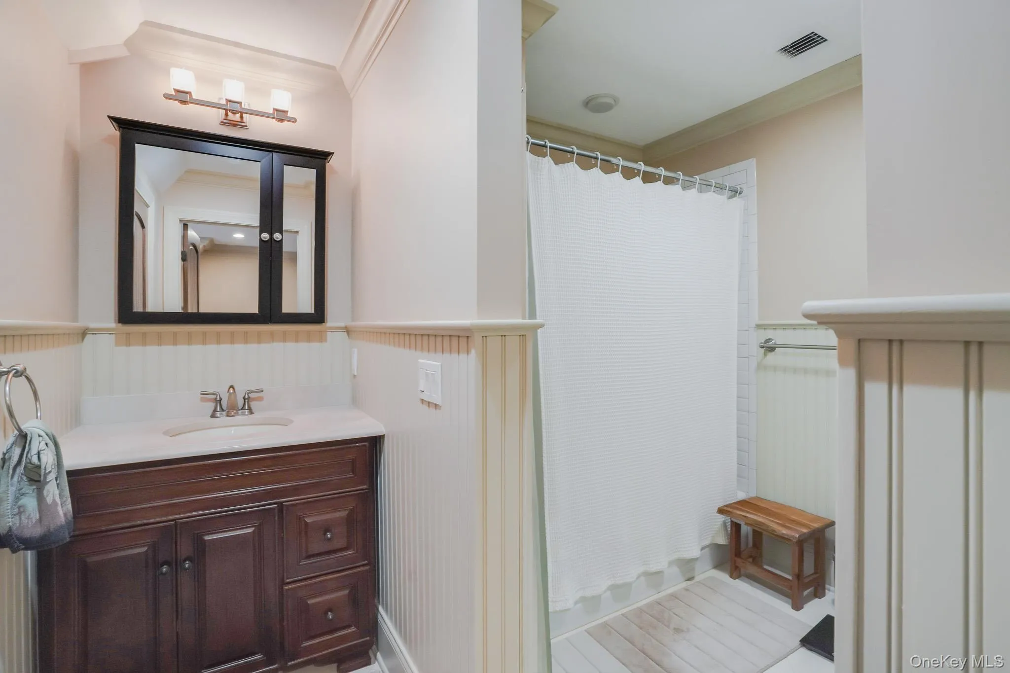 Bathroom Bathroom