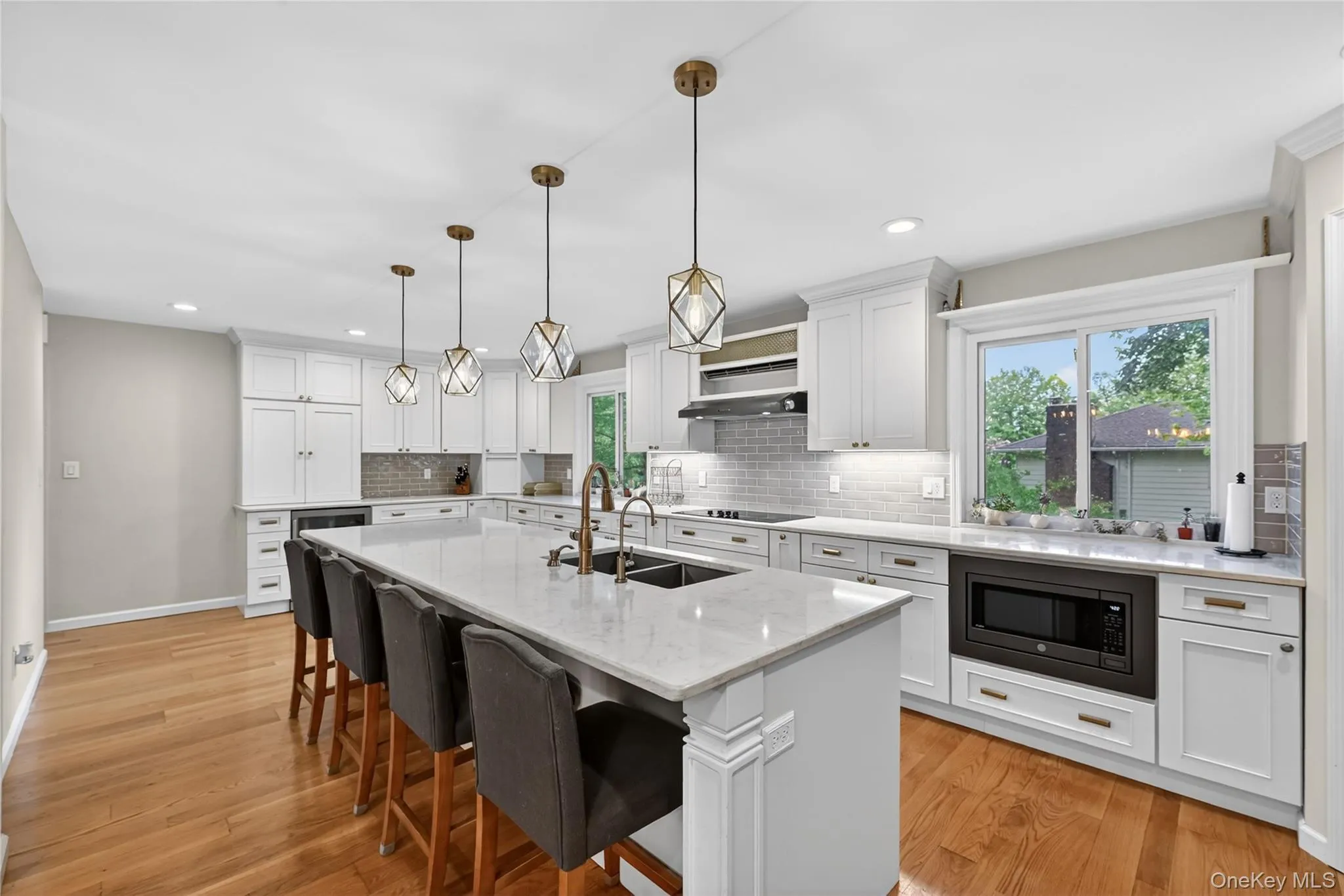 351 Jackson Avenue, New Windsor, NY, 3 Bedrooms Bedrooms, 10 Rooms Rooms,3 BathroomsBathrooms,Residential,For Rent,Jackson,0,1002827 351 Jackson Avenue, New Windsor, NY, 3 Bedrooms Bedrooms, 10 Rooms Rooms,3 BathroomsBathrooms,Residential,For Rent,Jackson,0,1002827