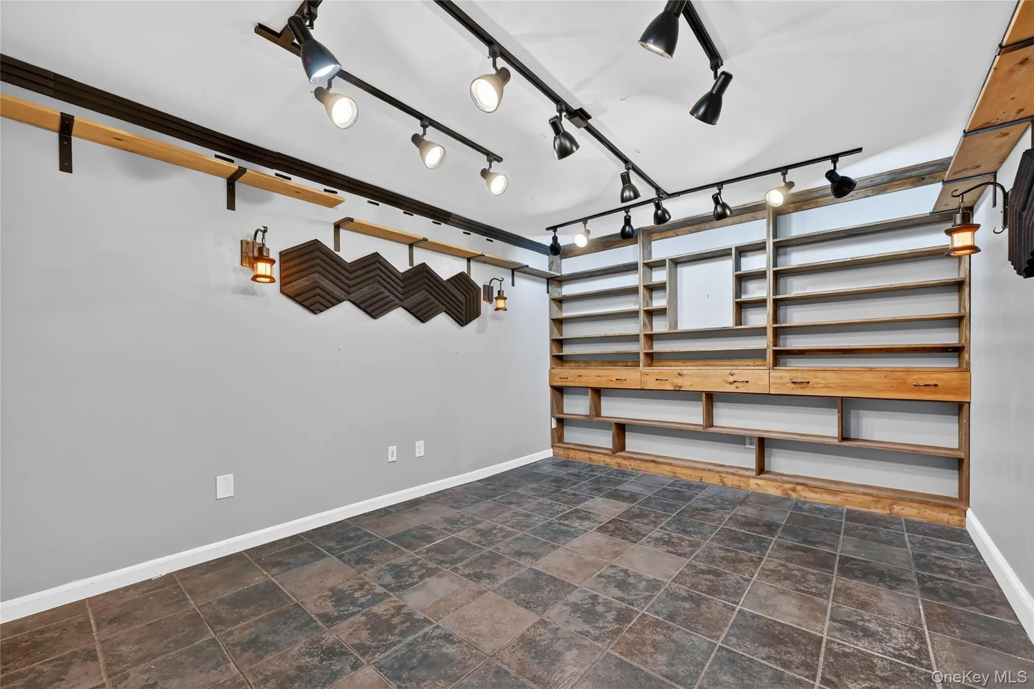 351 Jackson Avenue, New Windsor, NY, 3 Bedrooms Bedrooms, 10 Rooms Rooms,3 BathroomsBathrooms,Residential,For Rent,Jackson,0,1002827 351 Jackson Avenue, New Windsor, NY, 3 Bedrooms Bedrooms, 10 Rooms Rooms,3 BathroomsBathrooms,Residential,For Rent,Jackson,0,1002827
