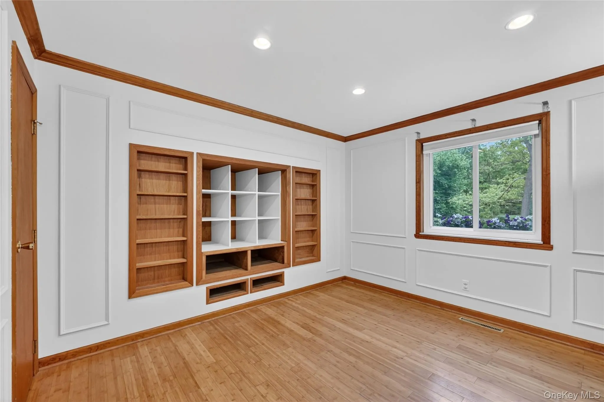 351 Jackson Avenue, New Windsor, NY, 3 Bedrooms Bedrooms, 10 Rooms Rooms,3 BathroomsBathrooms,Residential,For Rent,Jackson,0,1002827 351 Jackson Avenue, New Windsor, NY, 3 Bedrooms Bedrooms, 10 Rooms Rooms,3 BathroomsBathrooms,Residential,For Rent,Jackson,0,1002827