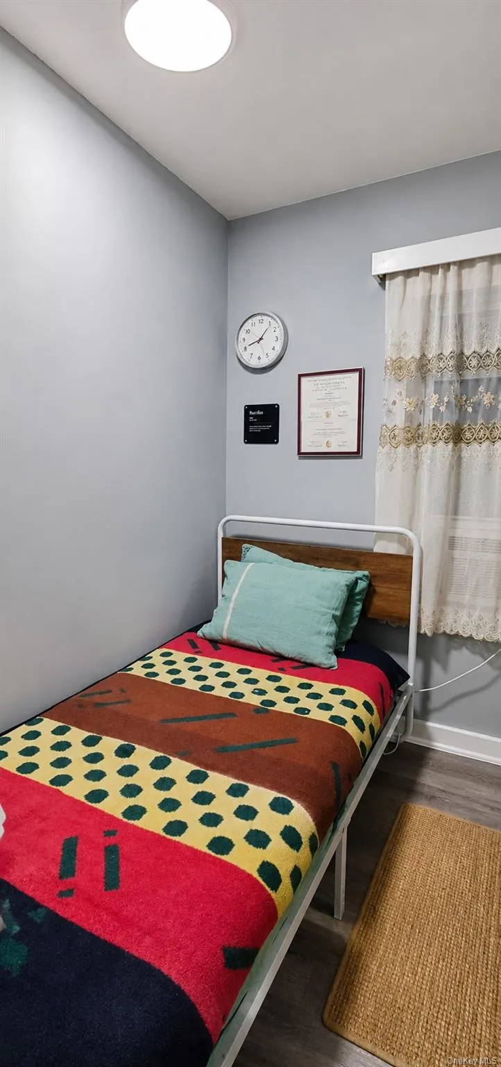 11 Van Tuyl Street, New York, NY, 4 Bedrooms Bedrooms, 6 Rooms Rooms,2 BathroomsBathrooms,Residential,For Rent,Van Tuyl,0,1002830 11 Van Tuyl Street, New York, NY, 4 Bedrooms Bedrooms, 6 Rooms Rooms,2 BathroomsBathrooms,Residential,For Rent,Van Tuyl,0,1002830