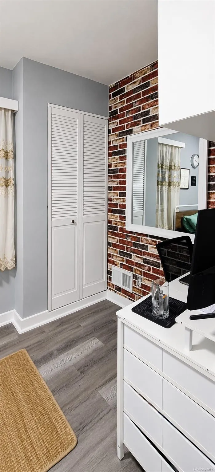 11 Van Tuyl Street, New York, NY, 4 Bedrooms Bedrooms, 6 Rooms Rooms,2 BathroomsBathrooms,Residential,For Rent,Van Tuyl,0,1002830 11 Van Tuyl Street, New York, NY, 4 Bedrooms Bedrooms, 6 Rooms Rooms,2 BathroomsBathrooms,Residential,For Rent,Van Tuyl,0,1002830