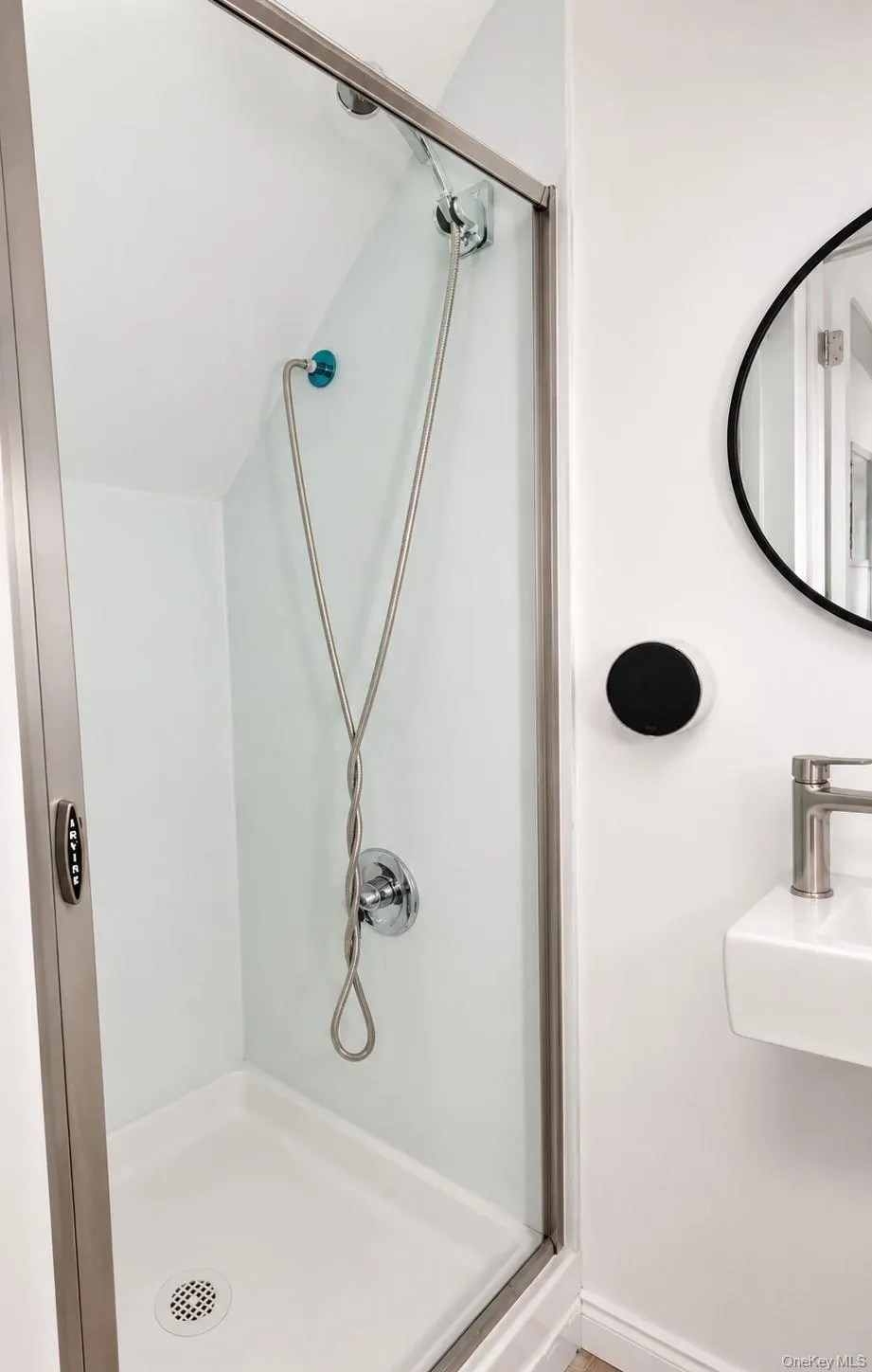11 Van Tuyl Street, New York, NY, 4 Bedrooms Bedrooms, 6 Rooms Rooms,2 BathroomsBathrooms,Residential,For Rent,Van Tuyl,0,1002830 11 Van Tuyl Street, New York, NY, 4 Bedrooms Bedrooms, 6 Rooms Rooms,2 BathroomsBathrooms,Residential,For Rent,Van Tuyl,0,1002830