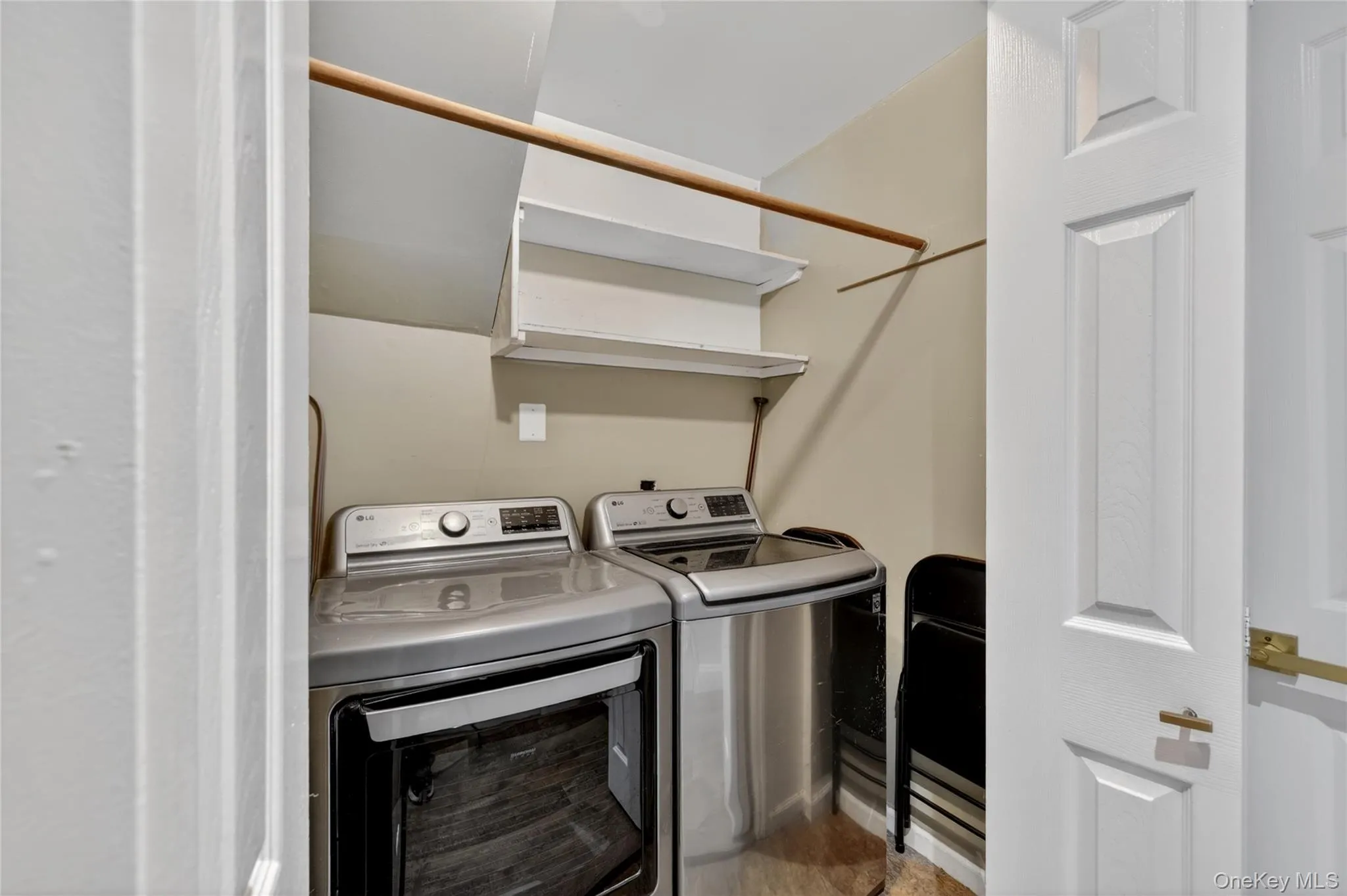 585 Bedford Road, Mount Pleasant, NY, 3 Bedrooms Bedrooms, 11 Rooms Rooms,2 BathroomsBathrooms,Residential,For Rent,Bedford,0,1002832 585 Bedford Road, Mount Pleasant, NY, 3 Bedrooms Bedrooms, 11 Rooms Rooms,2 BathroomsBathrooms,Residential,For Rent,Bedford,0,1002832