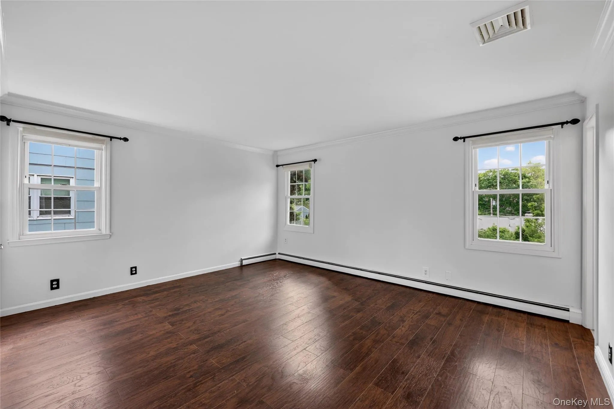585 Bedford Road, Mount Pleasant, NY, 3 Bedrooms Bedrooms, 11 Rooms Rooms,2 BathroomsBathrooms,Residential,For Rent,Bedford,0,1002832 585 Bedford Road, Mount Pleasant, NY, 3 Bedrooms Bedrooms, 11 Rooms Rooms,2 BathroomsBathrooms,Residential,For Rent,Bedford,0,1002832
