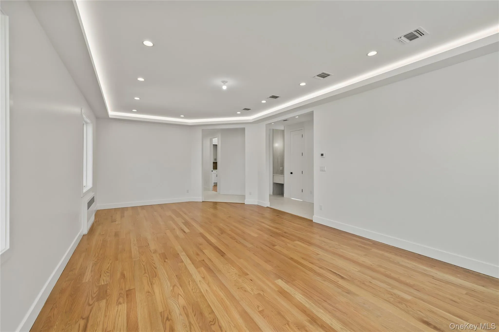 37 Ewing Avenue, Ramapo, NY, 8 Bedrooms Bedrooms, 10 Rooms Rooms,5 BathroomsBathrooms,Residential,For Rent,Ewing,0,1002834 37 Ewing Avenue, Ramapo, NY, 8 Bedrooms Bedrooms, 10 Rooms Rooms,5 BathroomsBathrooms,Residential,For Rent,Ewing,0,1002834