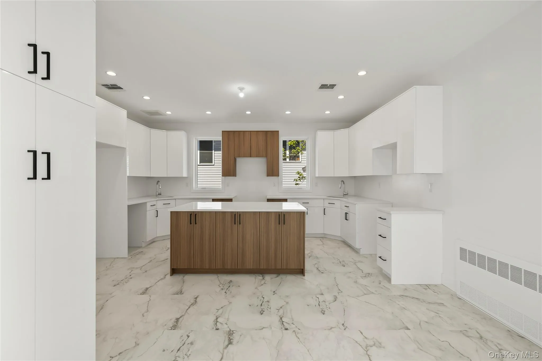 37 Ewing Avenue, Ramapo, NY, 8 Bedrooms Bedrooms, 10 Rooms Rooms,5 BathroomsBathrooms,Residential,For Rent,Ewing,0,1002834 37 Ewing Avenue, Ramapo, NY, 8 Bedrooms Bedrooms, 10 Rooms Rooms,5 BathroomsBathrooms,Residential,For Rent,Ewing,0,1002834