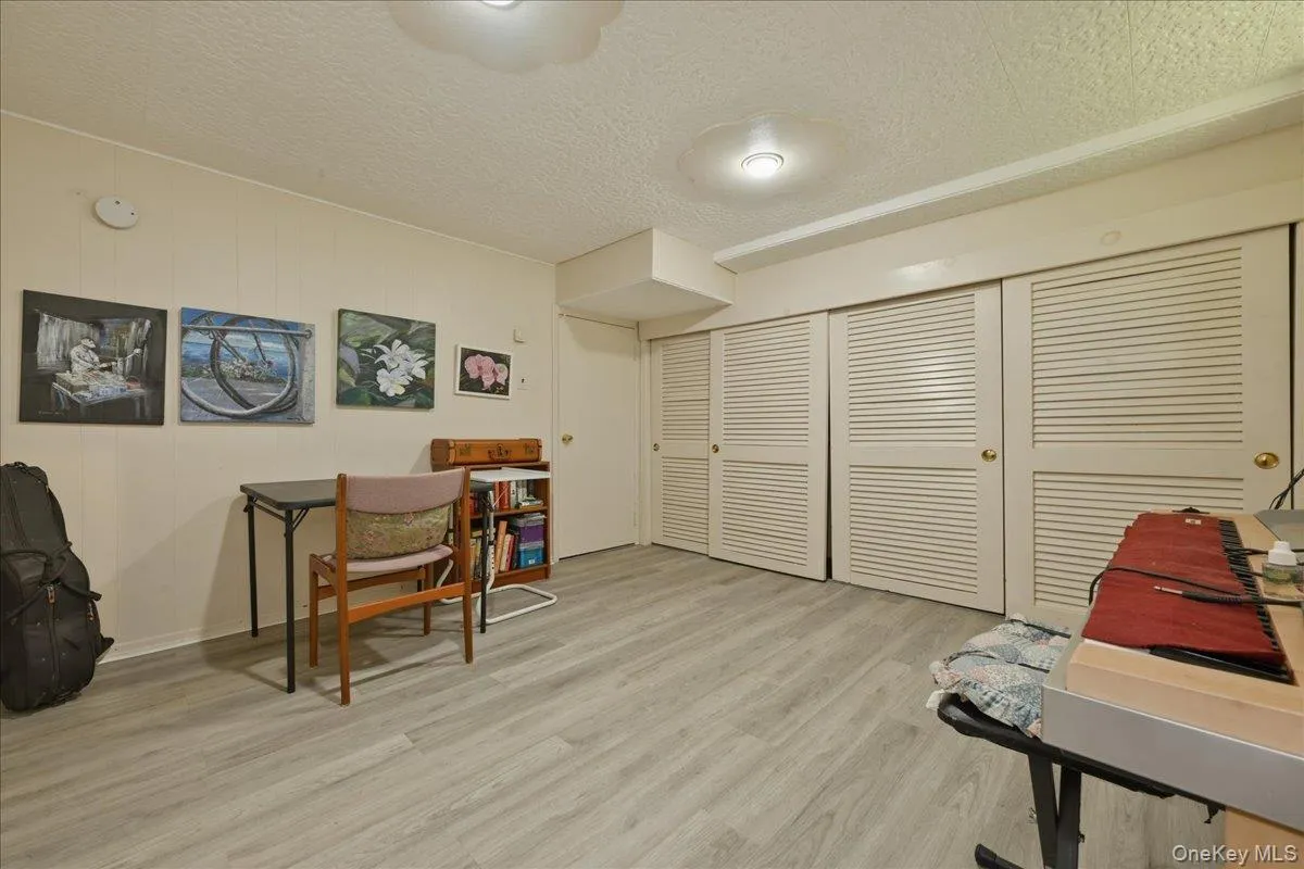6369 Douglaston Parkway, New York, NY, 3 Bedrooms Bedrooms, 6 Rooms Rooms,1 BathroomBathrooms,Residential,For Rent,Douglaston,0,1002837 6369 Douglaston Parkway, New York, NY, 3 Bedrooms Bedrooms, 6 Rooms Rooms,1 BathroomBathrooms,Residential,For Rent,Douglaston,0,1002837