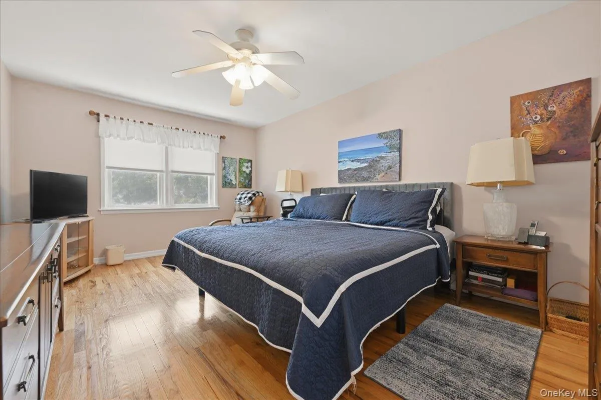 6369 Douglaston Parkway, New York, NY, 3 Bedrooms Bedrooms, 6 Rooms Rooms,1 BathroomBathrooms,Residential,For Rent,Douglaston,0,1002837 6369 Douglaston Parkway, New York, NY, 3 Bedrooms Bedrooms, 6 Rooms Rooms,1 BathroomBathrooms,Residential,For Rent,Douglaston,0,1002837