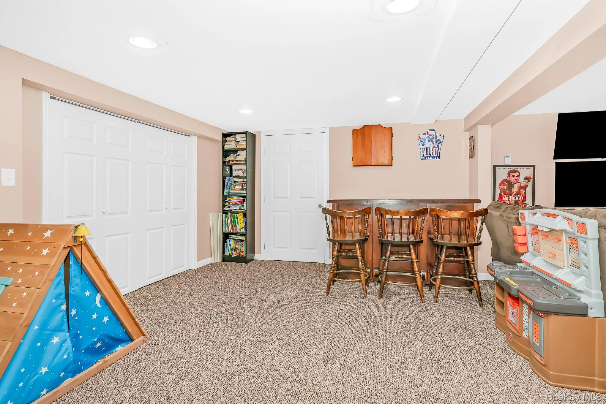 505 Lariat Lane, Oyster Bay, NY, 3 Bedrooms Bedrooms, 6 Rooms Rooms,1 BathroomBathrooms,Residential,For Rent,Lariat,0,1002843 505 Lariat Lane, Oyster Bay, NY, 3 Bedrooms Bedrooms, 6 Rooms Rooms,1 BathroomBathrooms,Residential,For Rent,Lariat,0,1002843