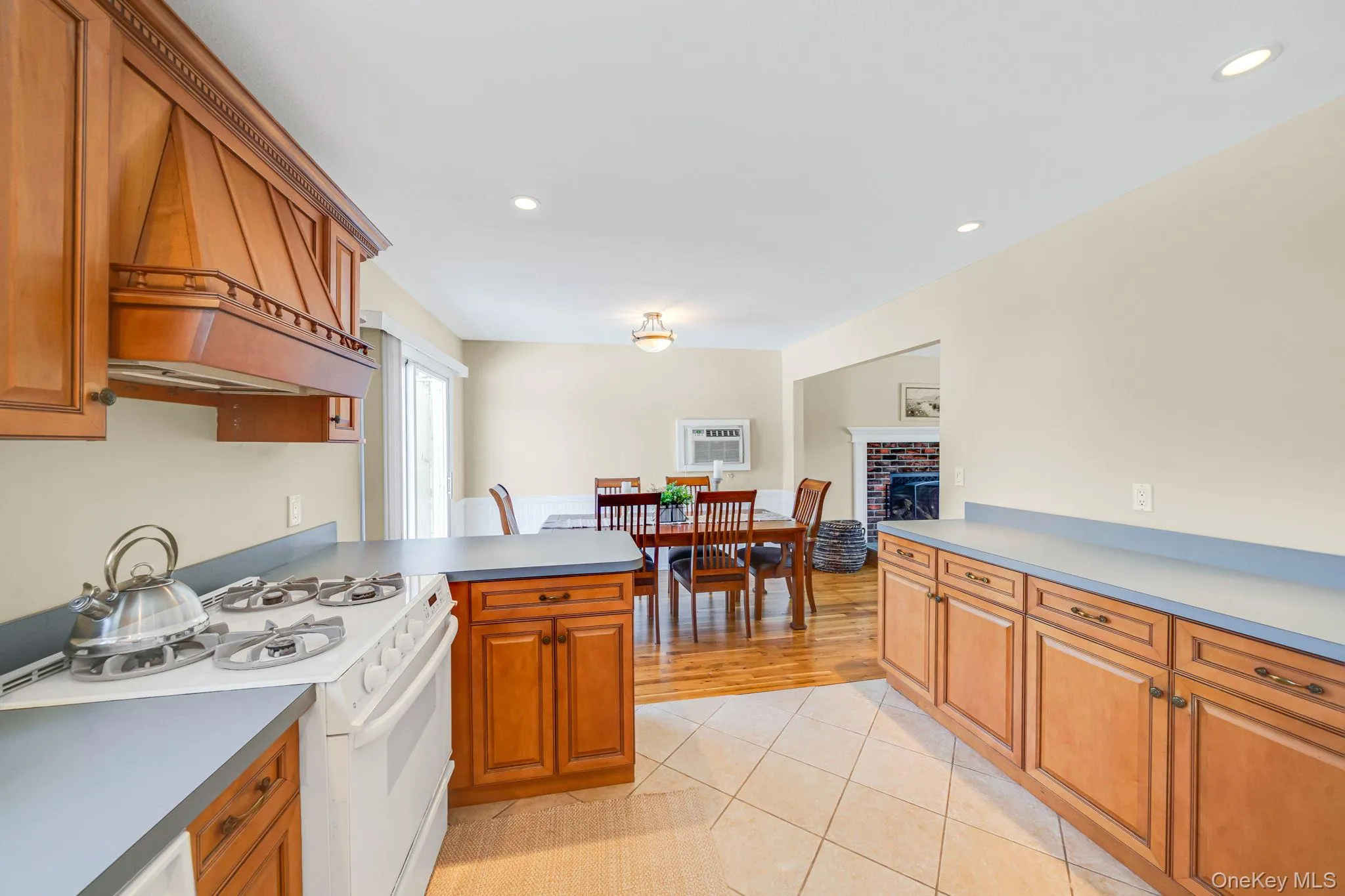 7 Berkeley Avenue, Brookhaven, NY, 3 Bedrooms Bedrooms, 8 Rooms Rooms,2 BathroomsBathrooms,Residential,For Rent,Berkeley,0,1002844 7 Berkeley Avenue, Brookhaven, NY, 3 Bedrooms Bedrooms, 8 Rooms Rooms,2 BathroomsBathrooms,Residential,For Rent,Berkeley,0,1002844