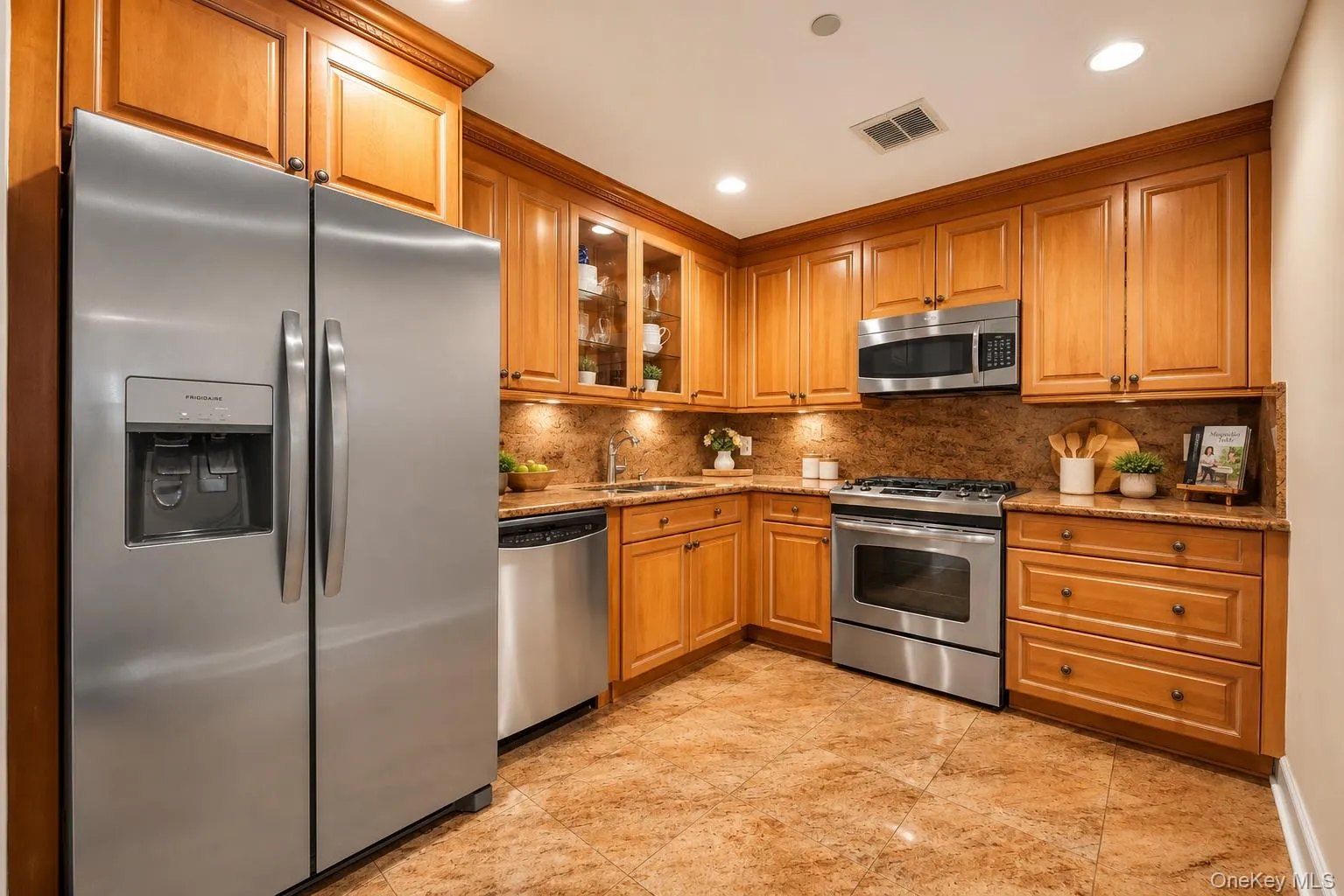 171 Great Neck Rd, North Hempstead, NY, 2 Bedrooms Bedrooms, 4 Rooms Rooms,2 BathroomsBathrooms,Residential Lease,For Rent,Great Neck Rd,0,1002848 171 Great Neck Rd, North Hempstead, NY, 2 Bedrooms Bedrooms, 4 Rooms Rooms,2 BathroomsBathrooms,Residential Lease,For Rent,Great Neck Rd,0,1002848