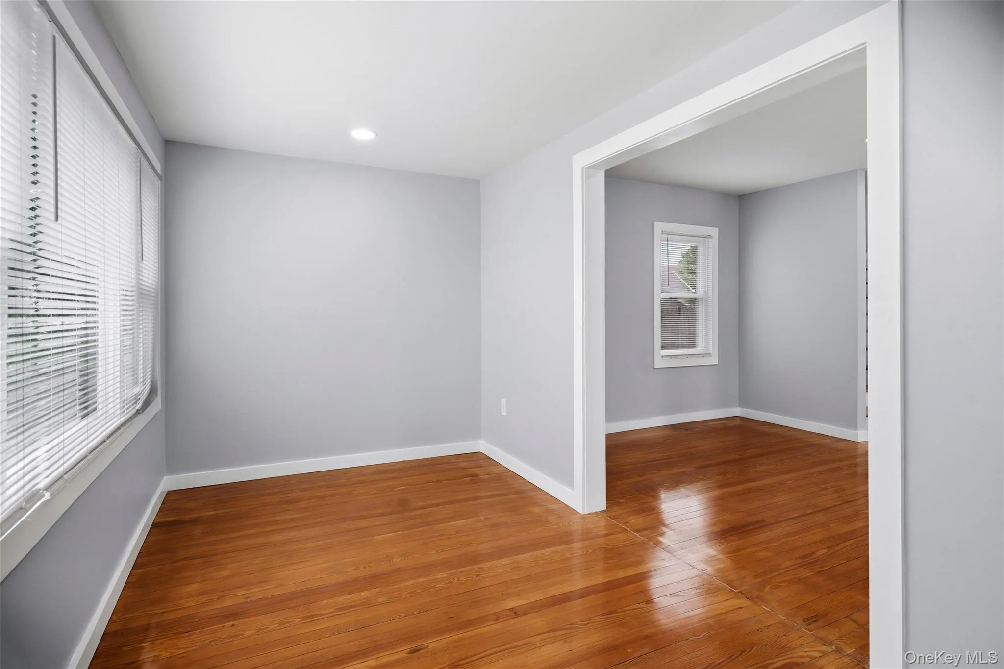 890 Kings Parkway, Hempstead, NY, 2 Bedrooms Bedrooms, 5 Rooms Rooms,2 BathroomsBathrooms,Residential,For Rent,Kings,0,1002849 890 Kings Parkway, Hempstead, NY, 2 Bedrooms Bedrooms, 5 Rooms Rooms,2 BathroomsBathrooms,Residential,For Rent,Kings,0,1002849