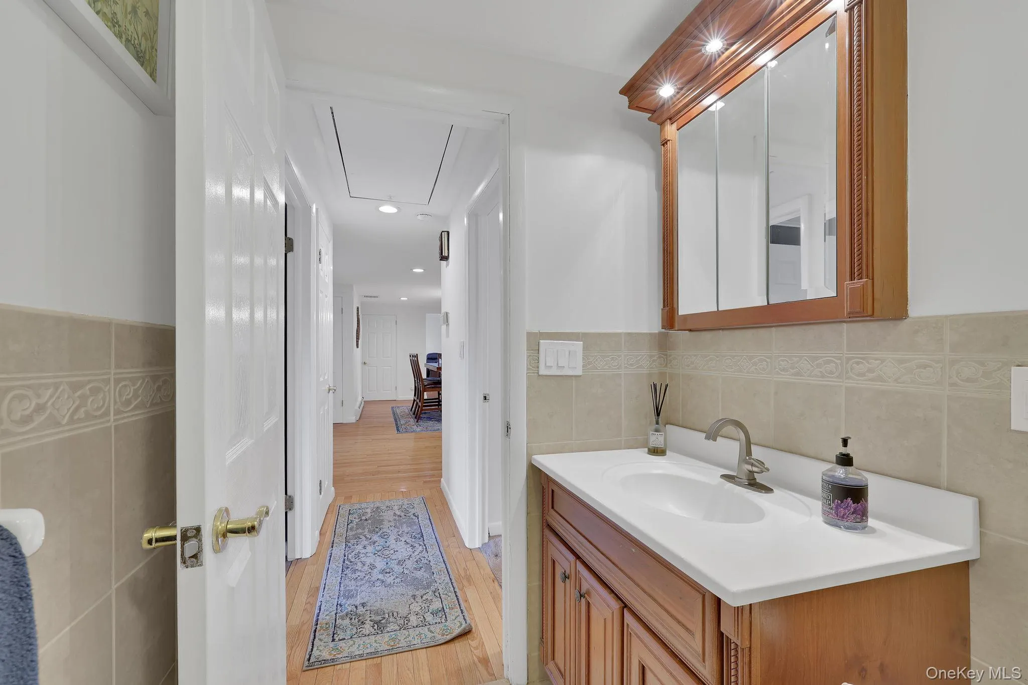 Hallway Full Bath Hallway Full Bath