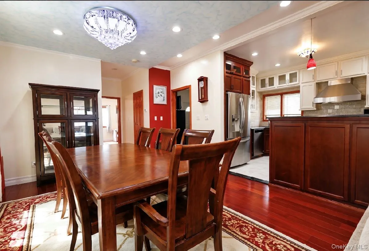 269-11 Union Turnpike, New York, NY, 4 Bedrooms Bedrooms, 11 Rooms Rooms,4 BathroomsBathrooms,Residential,For Rent,Union,0,1002854 269-11 Union Turnpike, New York, NY, 4 Bedrooms Bedrooms, 11 Rooms Rooms,4 BathroomsBathrooms,Residential,For Rent,Union,0,1002854