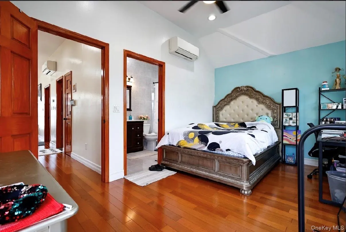 269-11 Union Turnpike, New York, NY, 4 Bedrooms Bedrooms, 11 Rooms Rooms,4 BathroomsBathrooms,Residential,For Rent,Union,0,1002854 269-11 Union Turnpike, New York, NY, 4 Bedrooms Bedrooms, 11 Rooms Rooms,4 BathroomsBathrooms,Residential,For Rent,Union,0,1002854