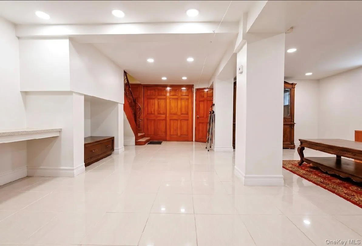 269-11 Union Turnpike, New York, NY, 4 Bedrooms Bedrooms, 11 Rooms Rooms,4 BathroomsBathrooms,Residential,For Rent,Union,0,1002854 269-11 Union Turnpike, New York, NY, 4 Bedrooms Bedrooms, 11 Rooms Rooms,4 BathroomsBathrooms,Residential,For Rent,Union,0,1002854