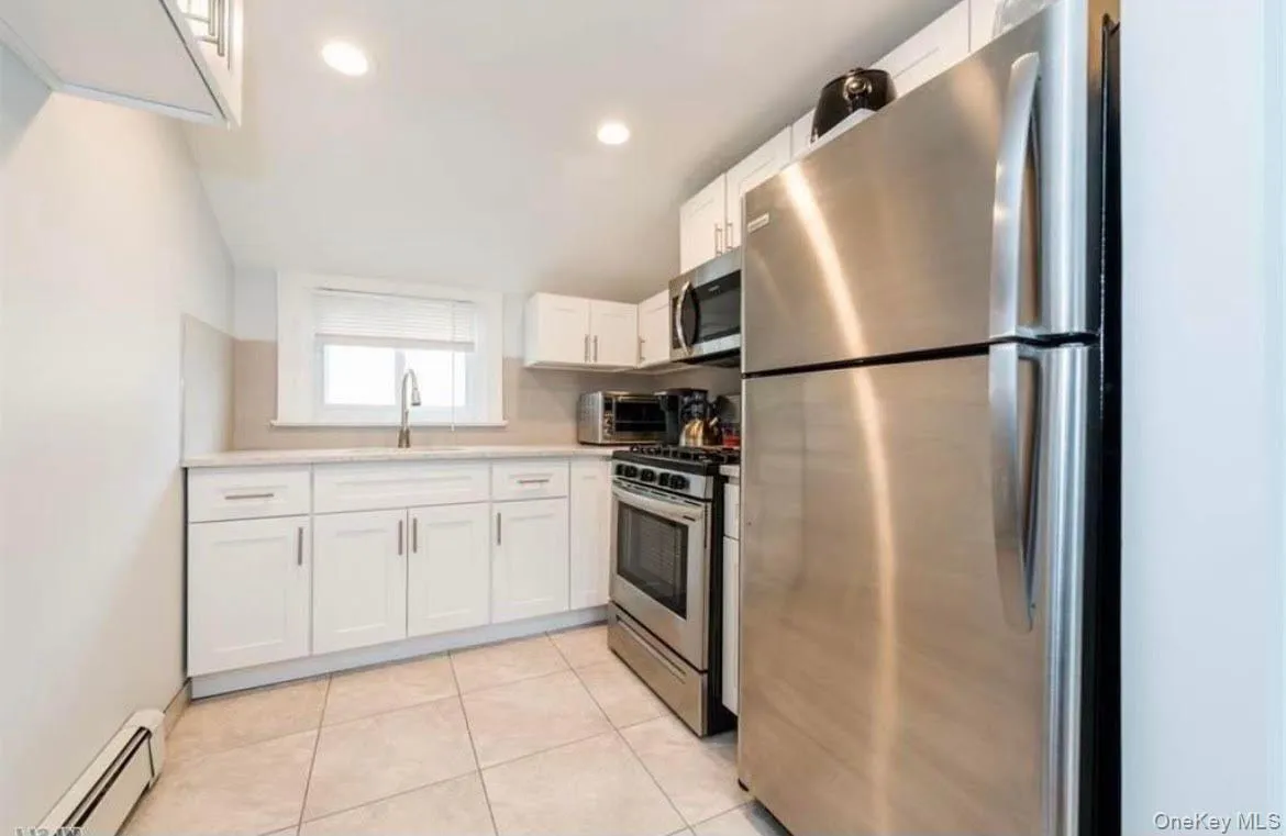 106 Atlantic Avenue, Long Beach, NY, 1 Bedroom Bedrooms, 4 Rooms Rooms,1 BathroomBathrooms,Residential Lease,For Rent,Atlantic,0,1002855 106 Atlantic Avenue, Long Beach, NY, 1 Bedroom Bedrooms, 4 Rooms Rooms,1 BathroomBathrooms,Residential Lease,For Rent,Atlantic,0,1002855