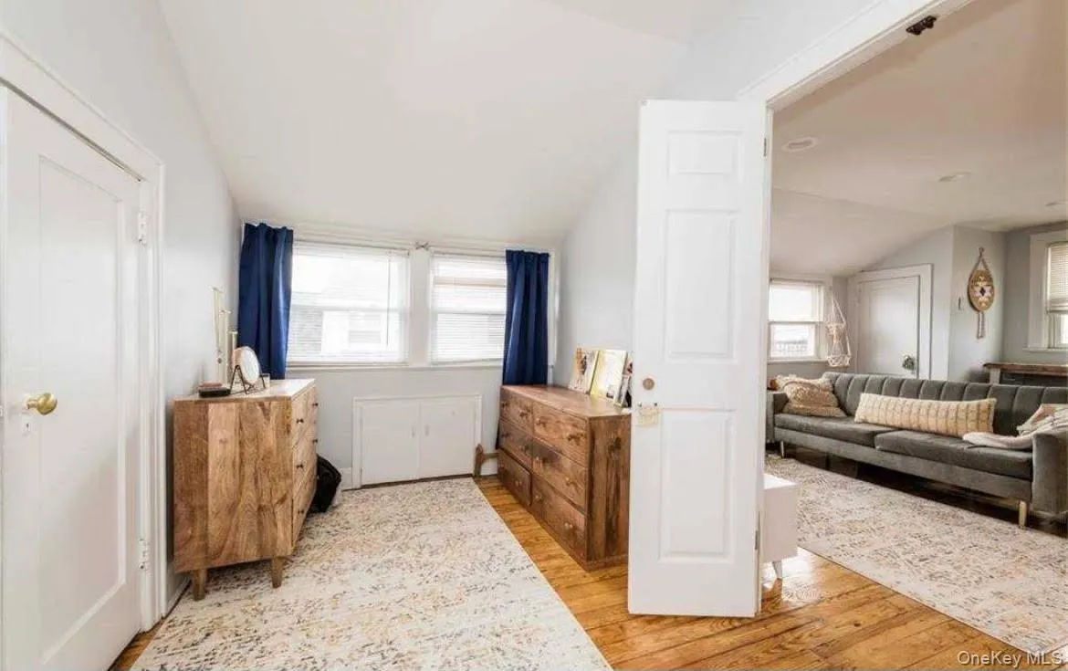 106 Atlantic Avenue, Long Beach, NY, 1 Bedroom Bedrooms, 4 Rooms Rooms,1 BathroomBathrooms,Residential Lease,For Rent,Atlantic,0,1002855 106 Atlantic Avenue, Long Beach, NY, 1 Bedroom Bedrooms, 4 Rooms Rooms,1 BathroomBathrooms,Residential Lease,For Rent,Atlantic,0,1002855