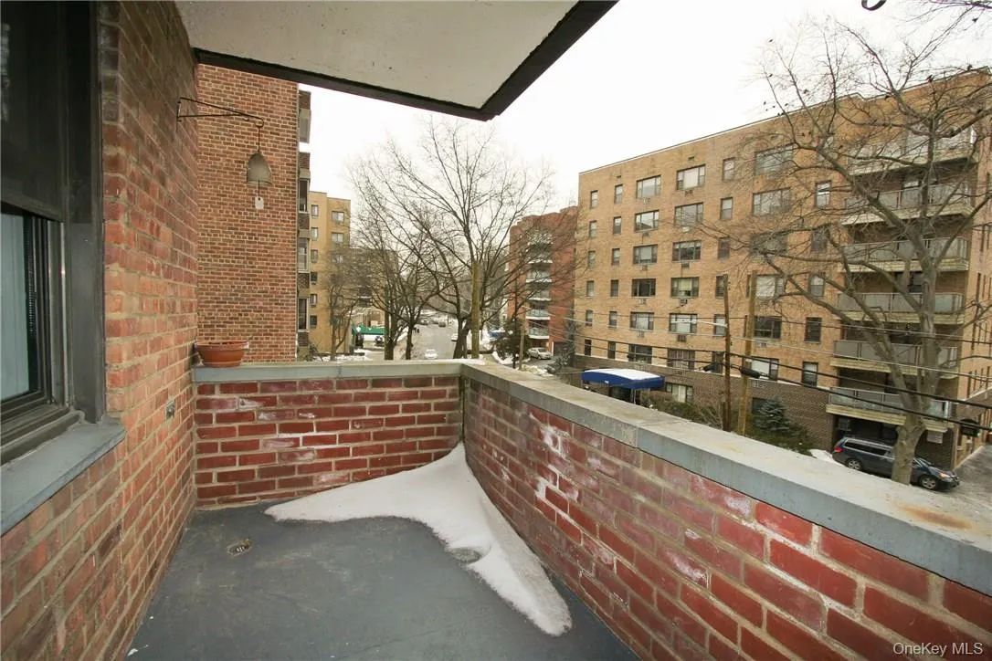 140 Hartsdale Avenue, Greenburgh, NY, 2 Bedrooms Bedrooms, 4 Rooms Rooms,1 BathroomBathrooms,Residential Lease,For Rent,Hartsdale,0,1002856 140 Hartsdale Avenue, Greenburgh, NY, 2 Bedrooms Bedrooms, 4 Rooms Rooms,1 BathroomBathrooms,Residential Lease,For Rent,Hartsdale,0,1002856