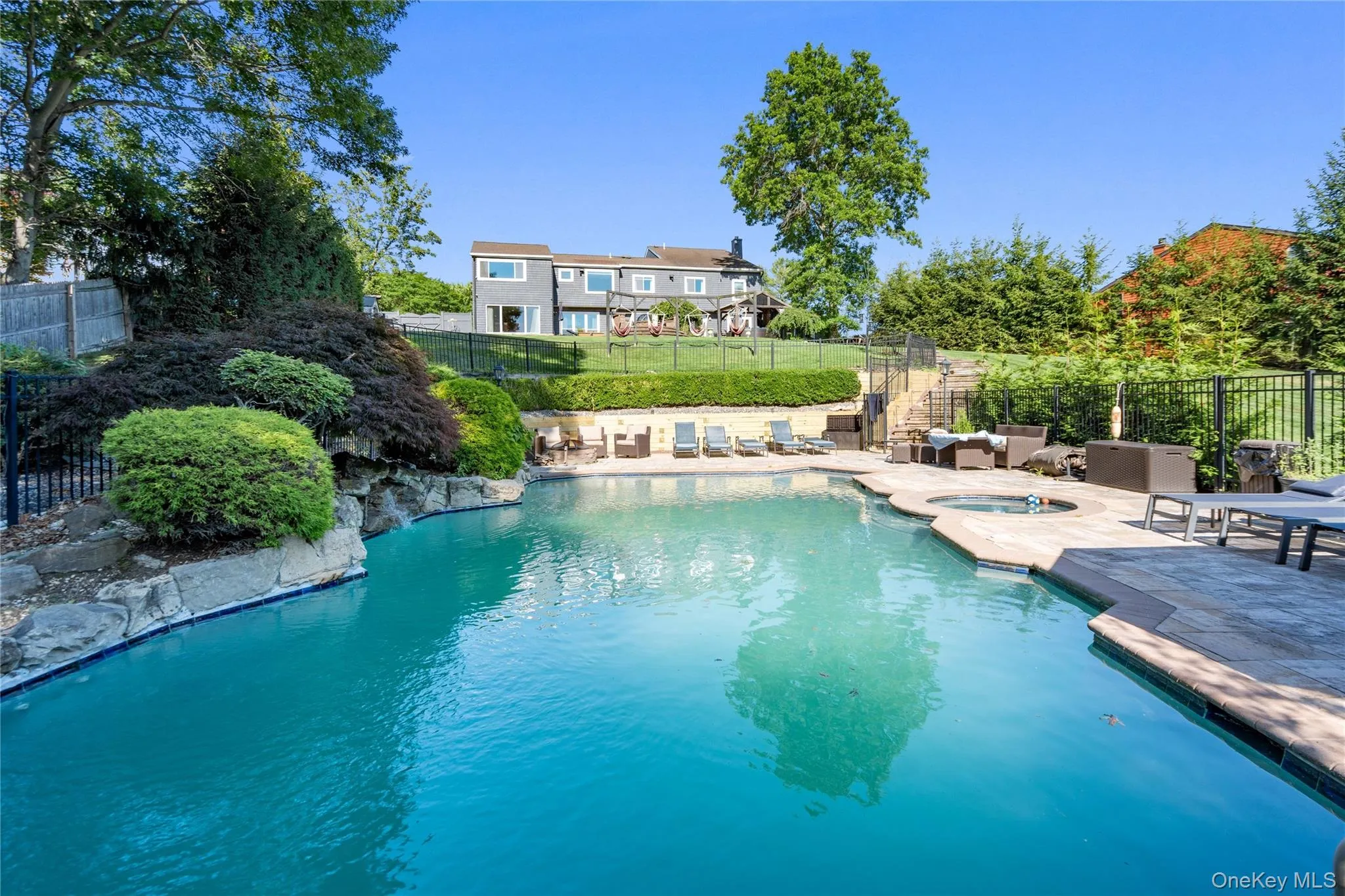 26 Tamara Court, Huntington, NY, 6 Bedrooms Bedrooms, 12 Rooms Rooms,4 BathroomsBathrooms,Residential,For Rent,Tamara,0,1002859 26 Tamara Court, Huntington, NY, 6 Bedrooms Bedrooms, 12 Rooms Rooms,4 BathroomsBathrooms,Residential,For Rent,Tamara,0,1002859