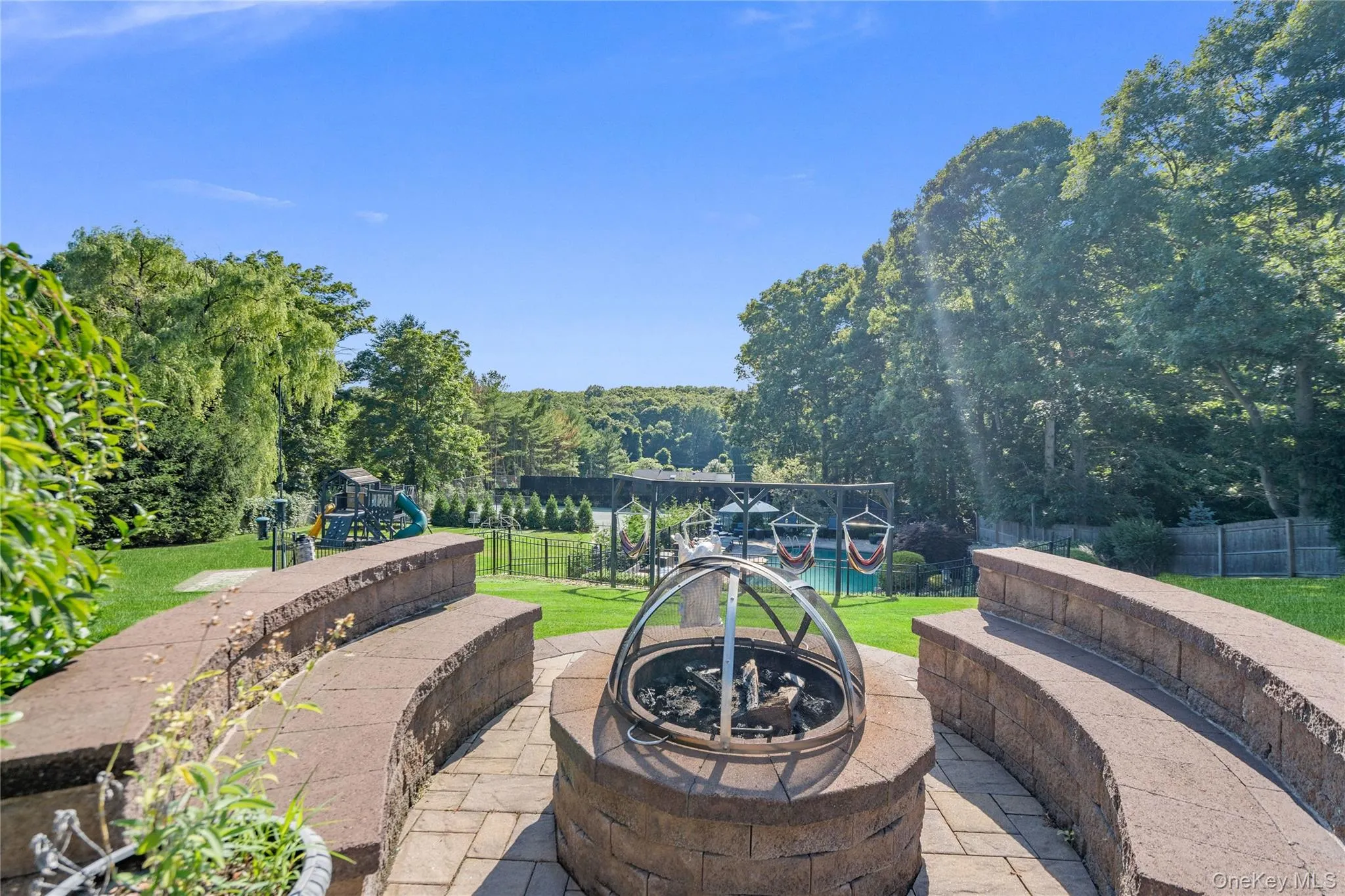 26 Tamara Court, Huntington, NY, 6 Bedrooms Bedrooms, 12 Rooms Rooms,4 BathroomsBathrooms,Residential,For Rent,Tamara,0,1002859 26 Tamara Court, Huntington, NY, 6 Bedrooms Bedrooms, 12 Rooms Rooms,4 BathroomsBathrooms,Residential,For Rent,Tamara,0,1002859